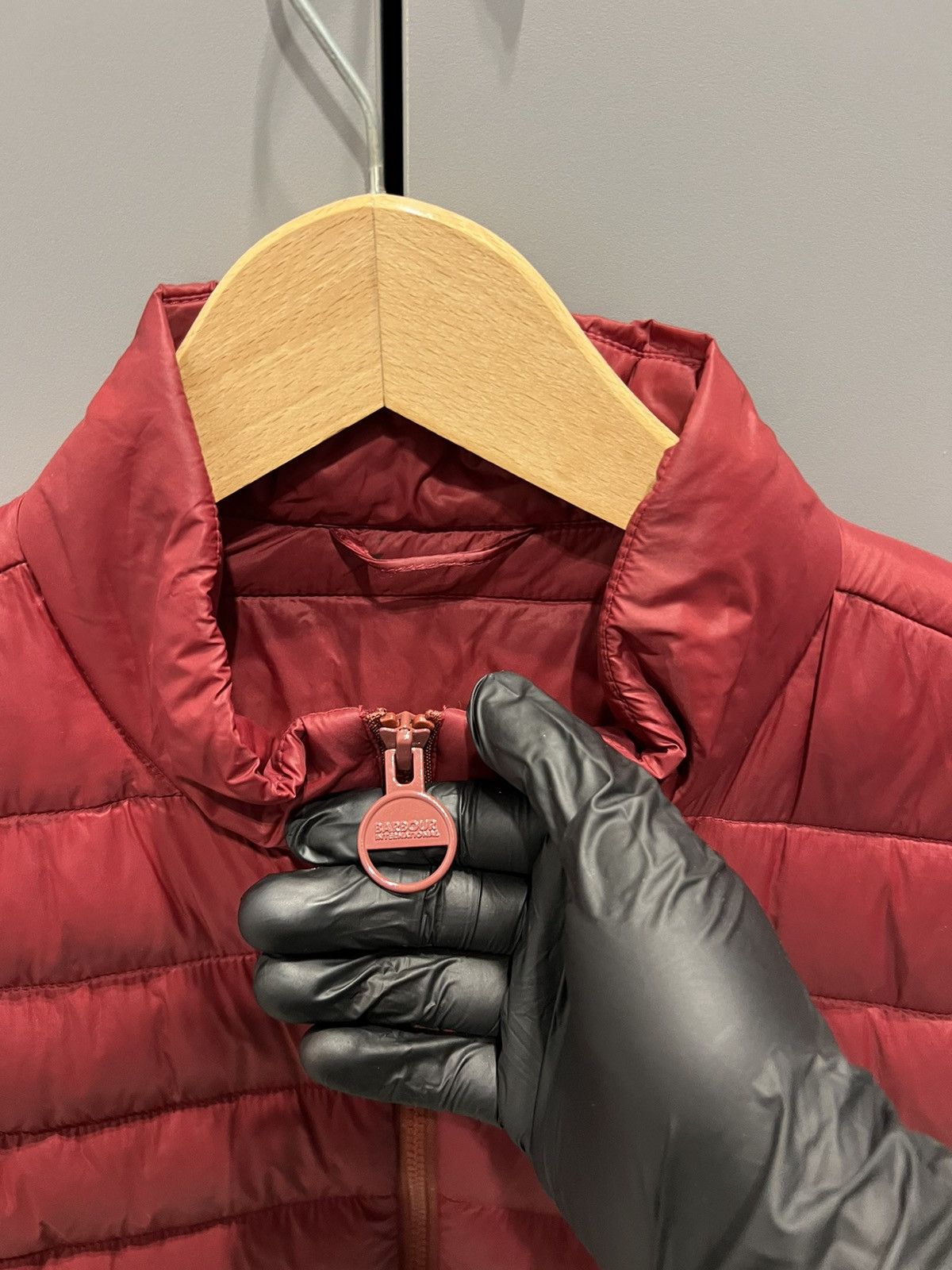 Barbour Barbour International Essential Gilet Wine Red FIBREDOWN XL Size US XL / EU 56 / 4 - 7 Thumbnail