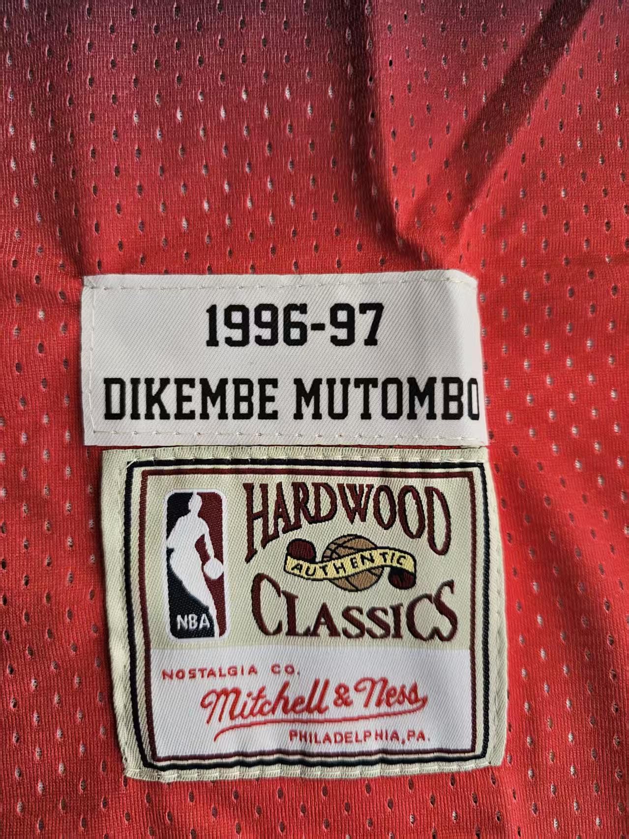 NBA Atlanta Hawks #55 Dikembe Mutombo Jersey Red Size US M / EU 48-50 / 2 - 3 Thumbnail
