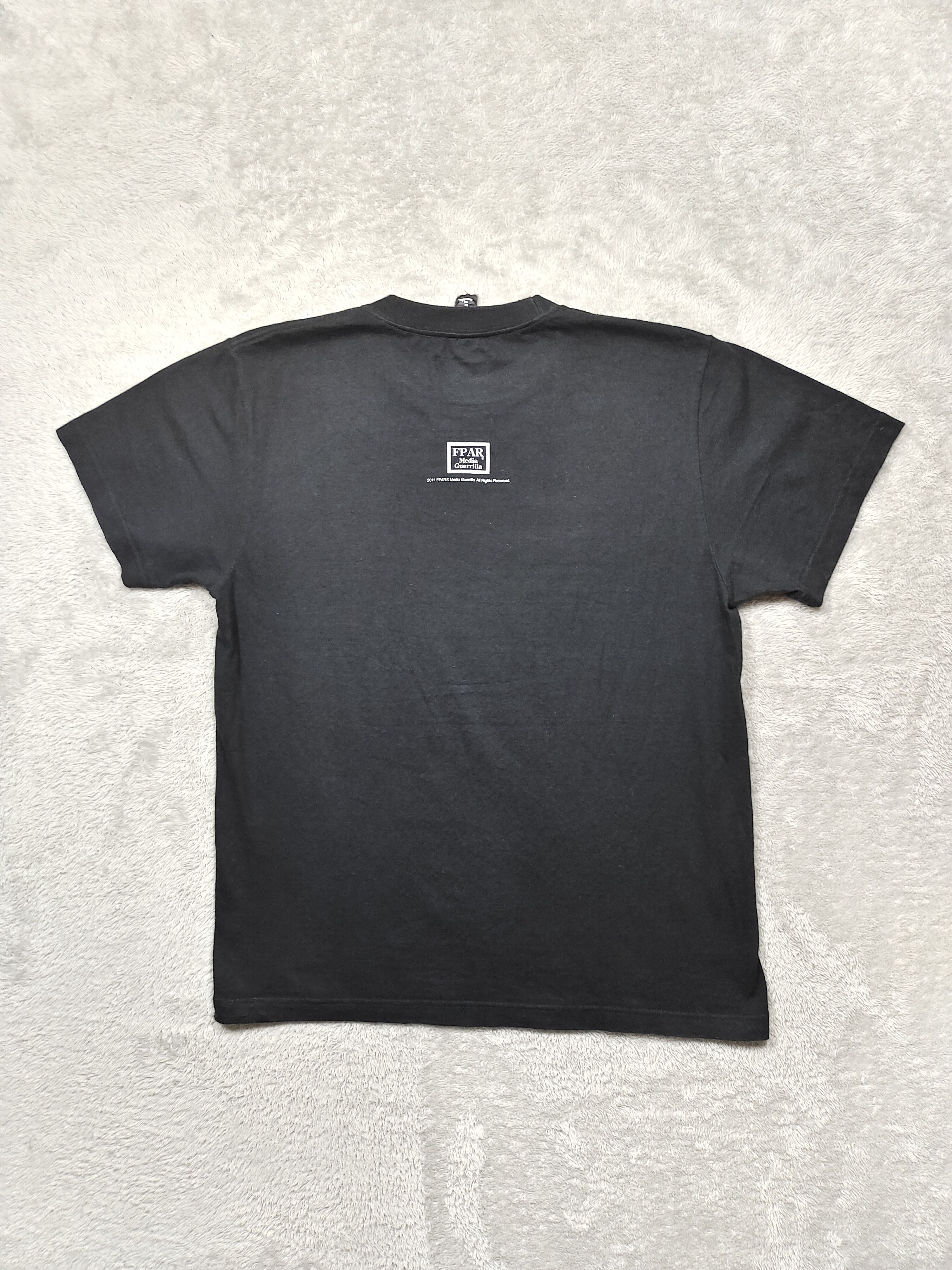 FPAR FPAR MEDIA GUERRILLA MY LIFE IS MY LIFE 2011 T SHIRT Size US M / EU 48-50 / 2 - 2 Thumbnail