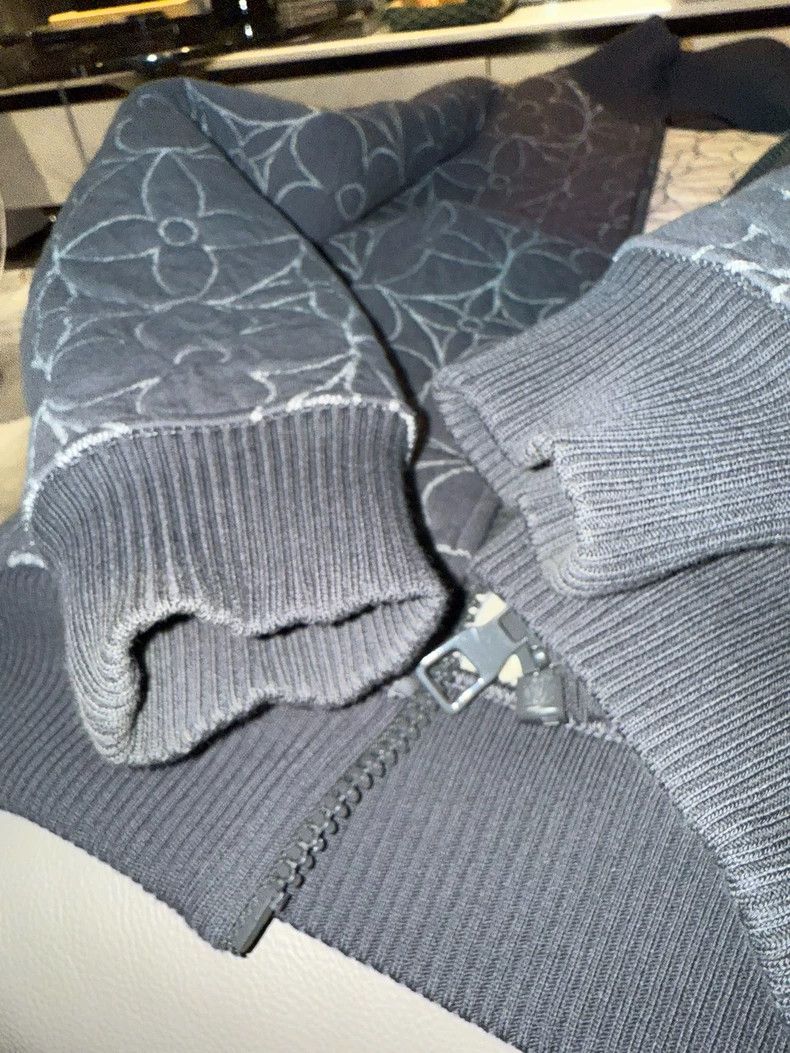 Louis Vuitton Dedicate cotton-padded clothes jacket 2502-Ne