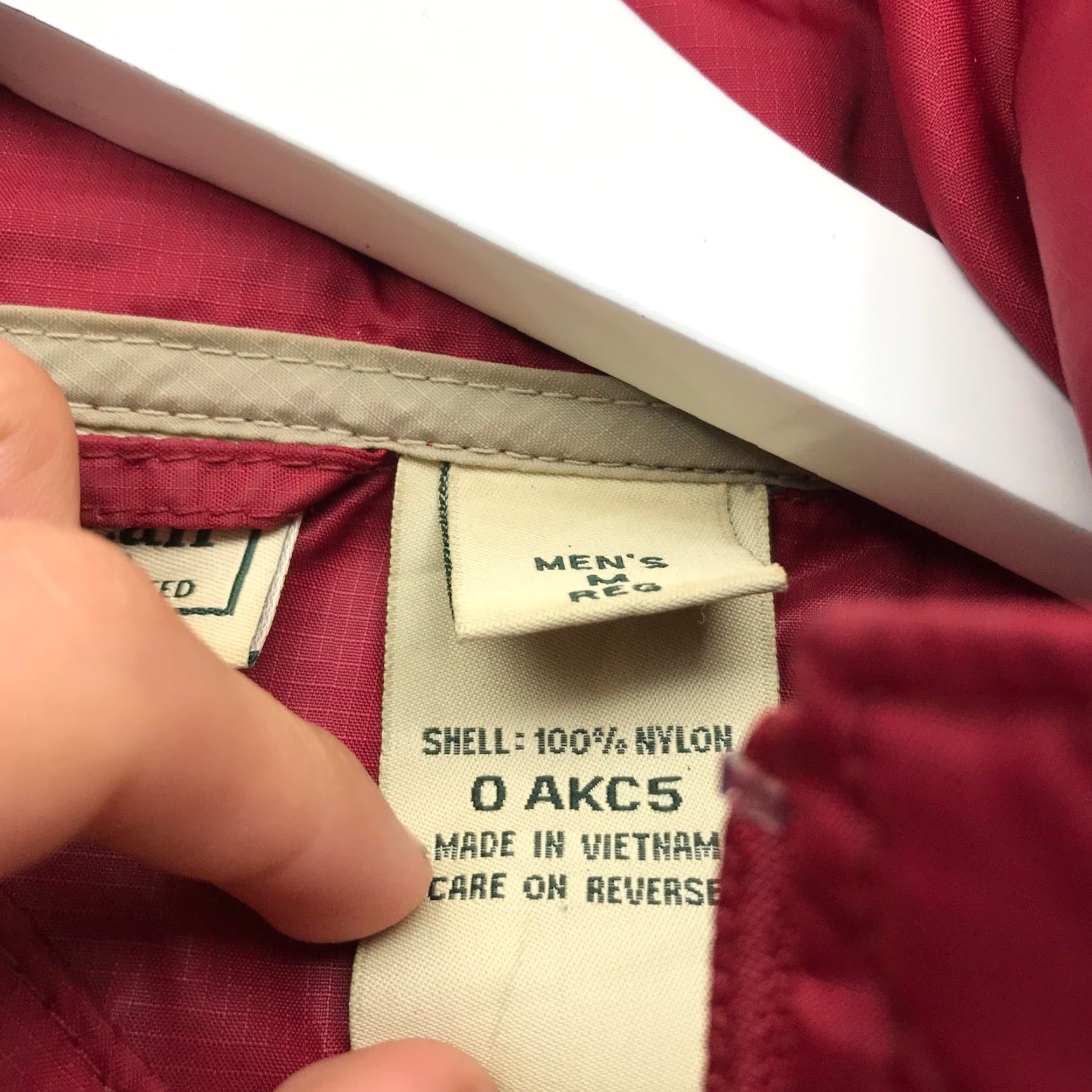 Vintage L.L. Bean Windbreaker Nylon Jacket Hoodie Mens M Red Full Zip Pockets Jacket Coat Windbreaker Men M Red Nylon Jacket Hoodie Size US M / EU 48-50 / 2 - 6 Thumbnail
