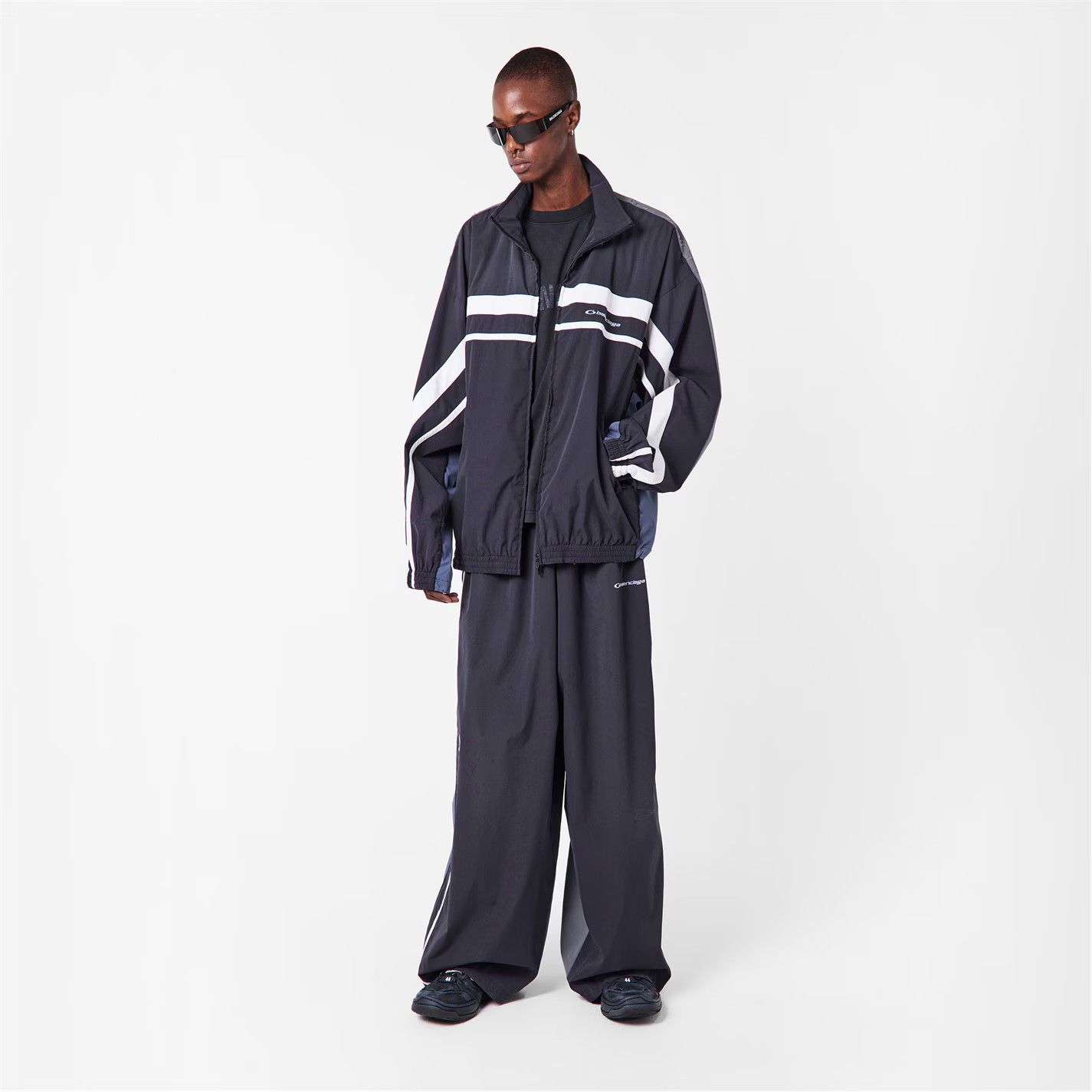 Balenciaga o1g2r1mq0226 Athletic Tracksuit Pants In Black/Grey Size US 32 / EU 48 - 6 Thumbnail