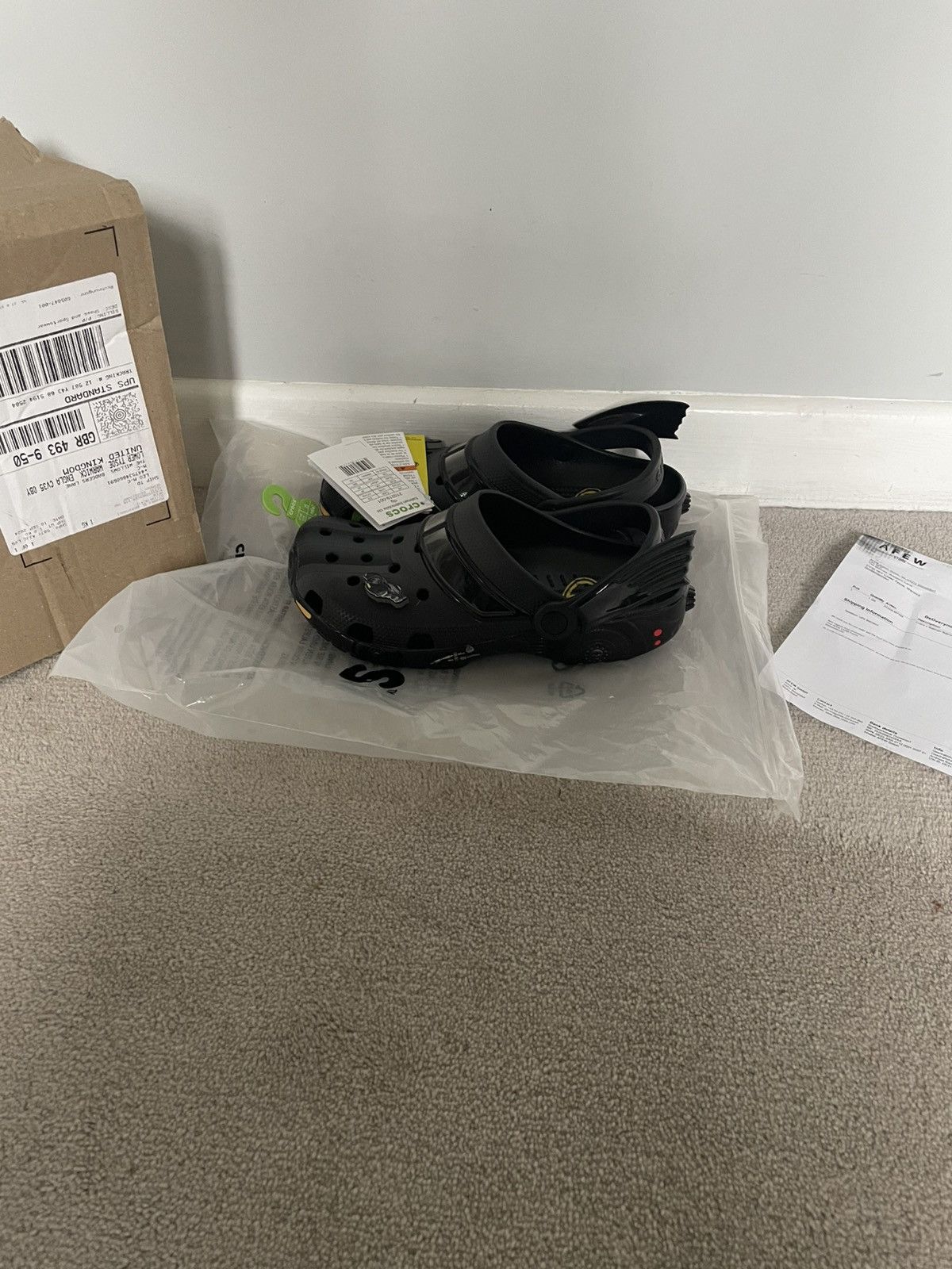 Crocs Batman X CROCS 🦇🐊 UK 6 Size US 6 / EU 39 - 1 Thumbnail