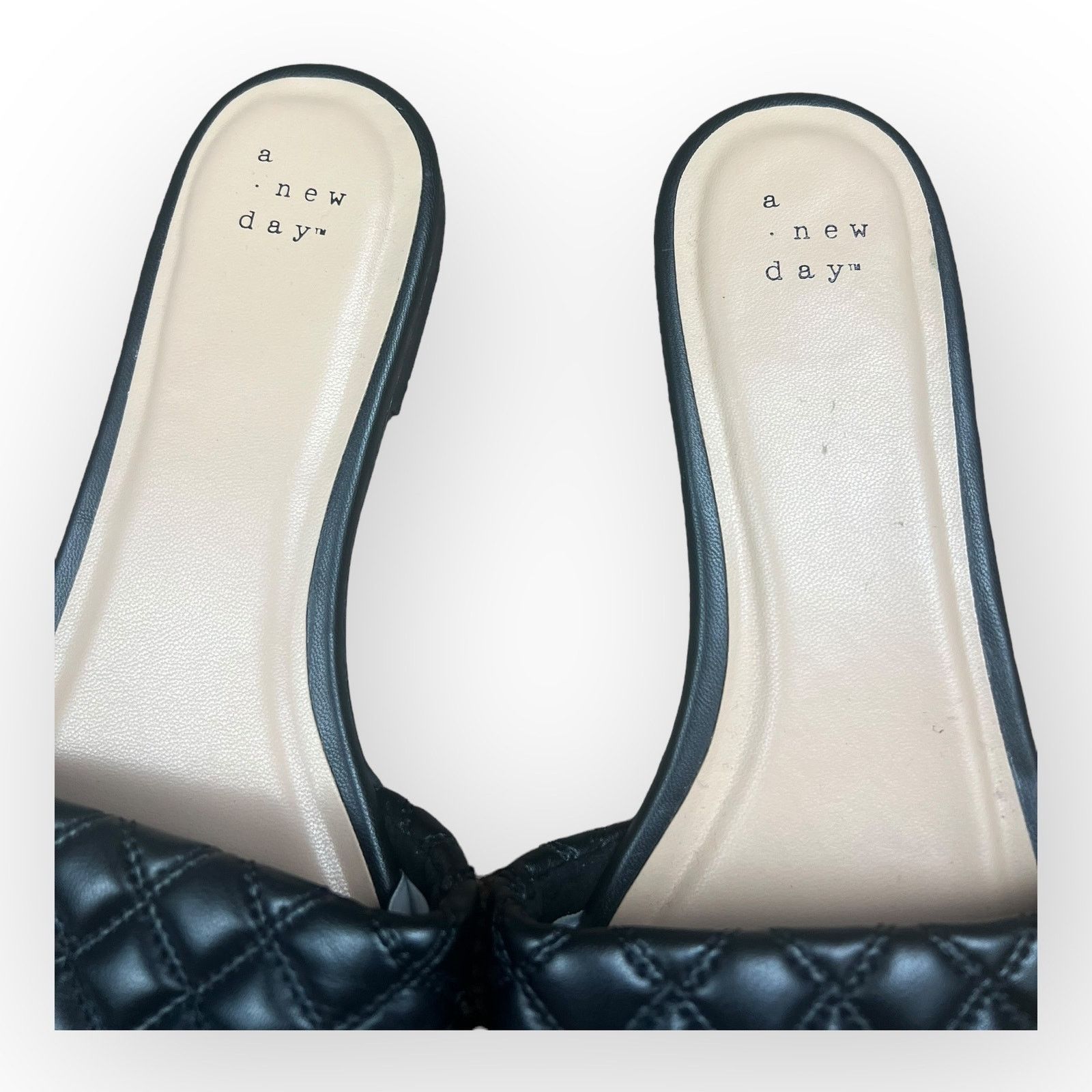 Kohl's A New Day Women's Ama Quilted Slide Sandals Black Size US 9 / IT 39 - 8 Thumbnail