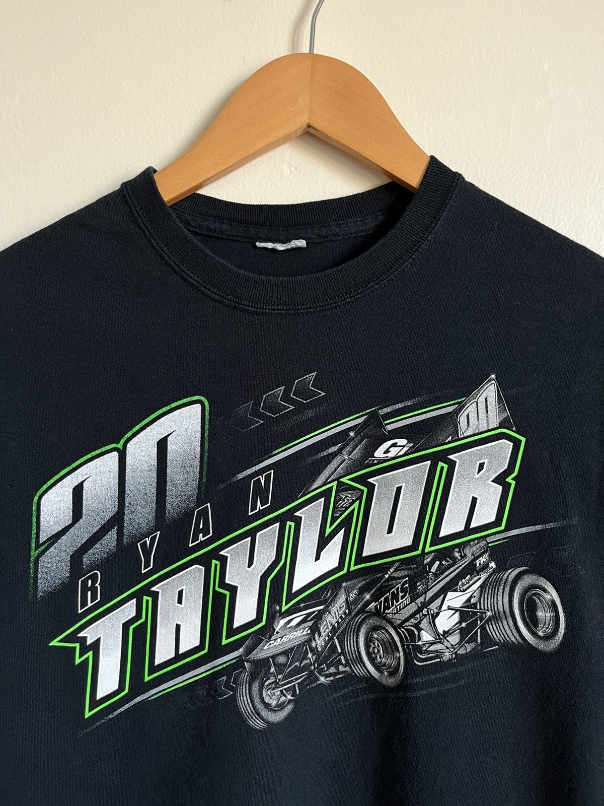 Vintage Vintage Y2K Ryan Taylor #20 Graphic T-Shirt Size US S / EU 44-46 / 1 - 5 Thumbnail