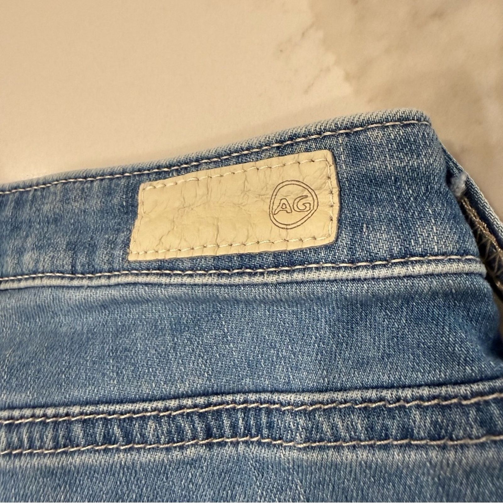 AG Adriano Goldschmied AG Adriano Goldschmied The Stilt Crop Frayed Jeans Womens 26 Size 26" / US 2 / IT 38 - 9 Thumbnail