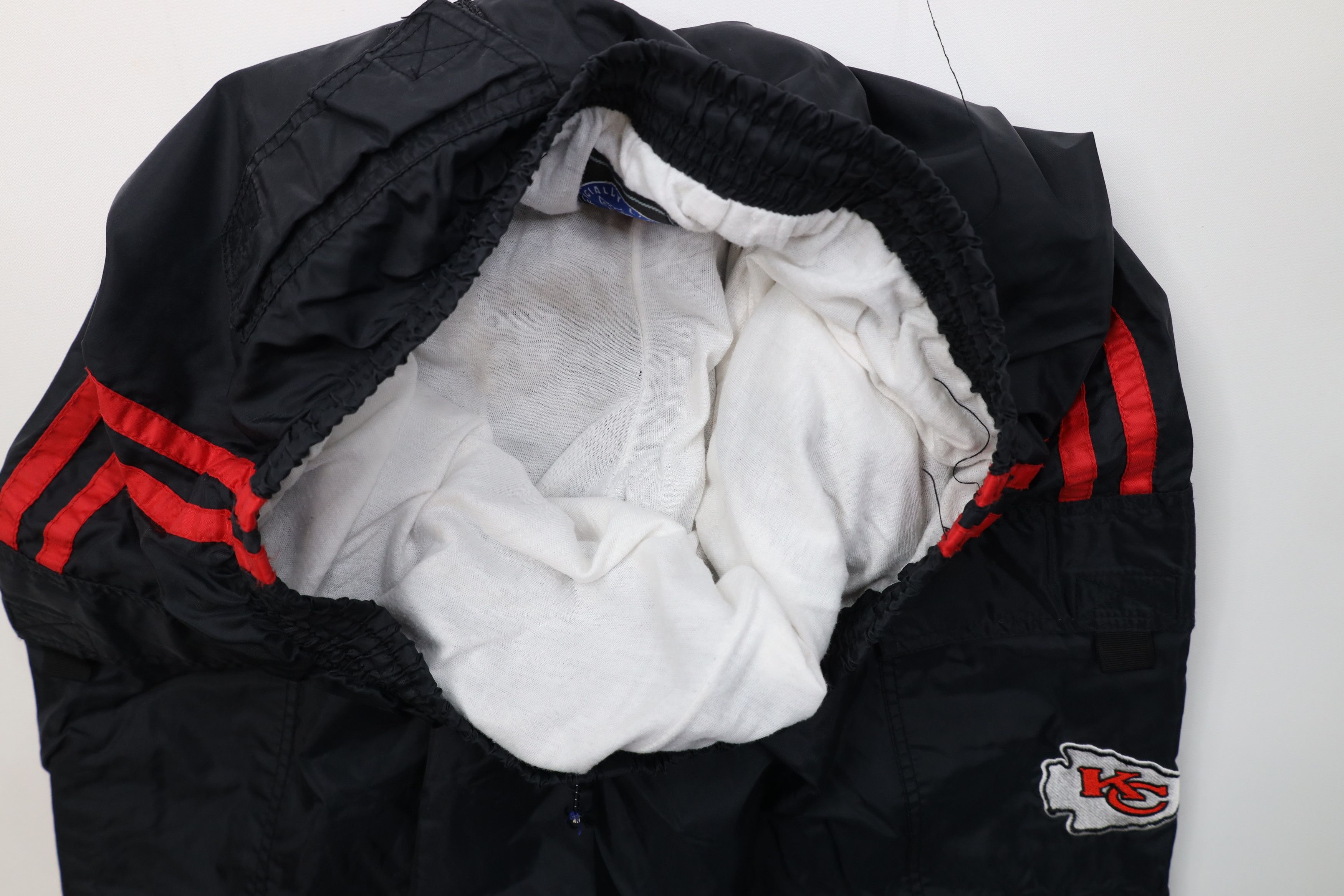 Vintage Vintage 90s Chiefs Football Wide Leg Windbreaker Cargo Pants Size US 36 / EU 52 - 10 Thumbnail
