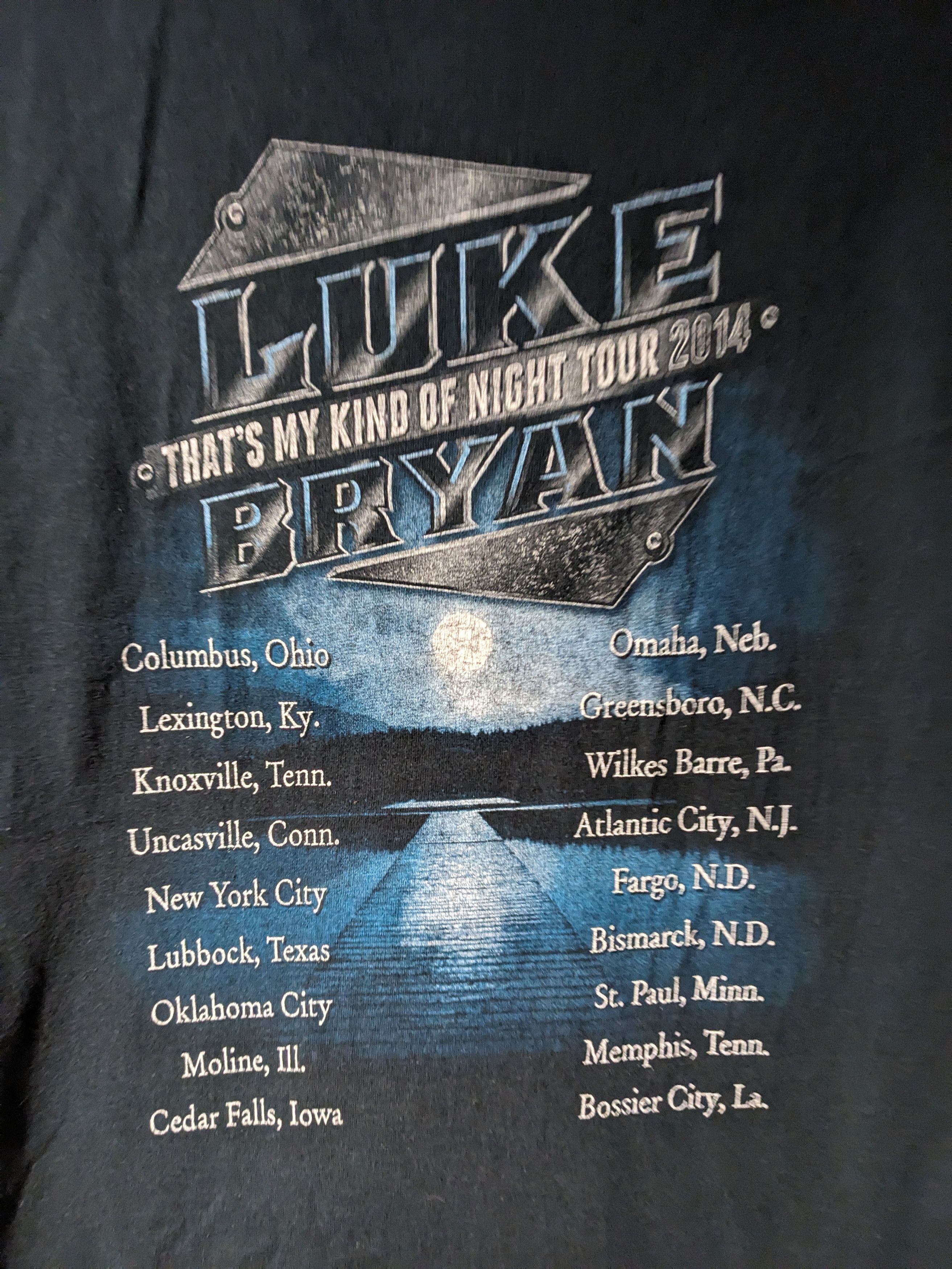 Band Tees Vintage 2014 Luke Bryan That's my Kind of Night Tour T-Shirt Size US L / EU 52-54 / 3 - 5 Thumbnail