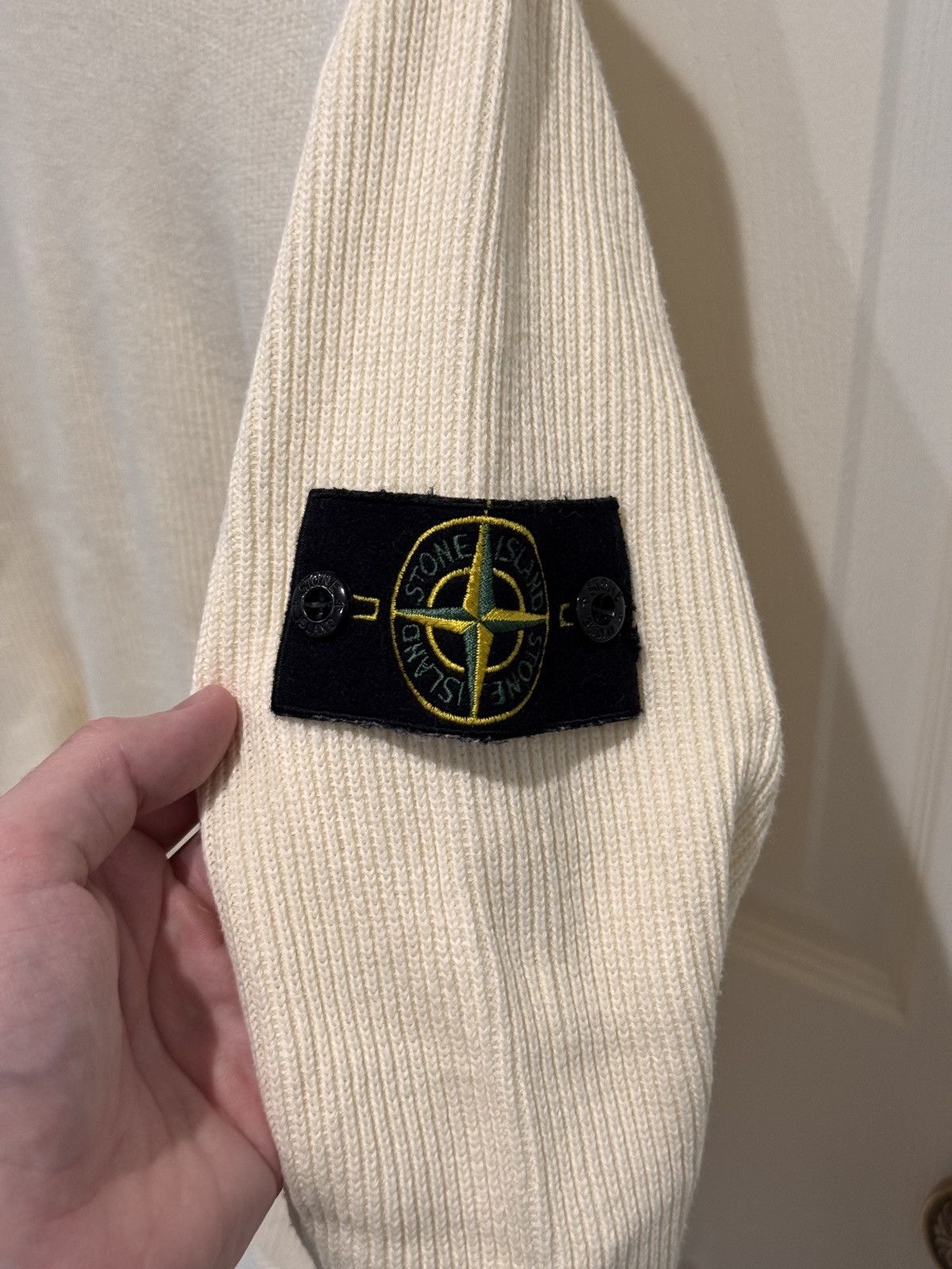 Stone Island Stone Island Mens Creme Knit Sweater Size M (fits TTS) Size US M / EU 48-50 / 2 - 5 Thumbnail