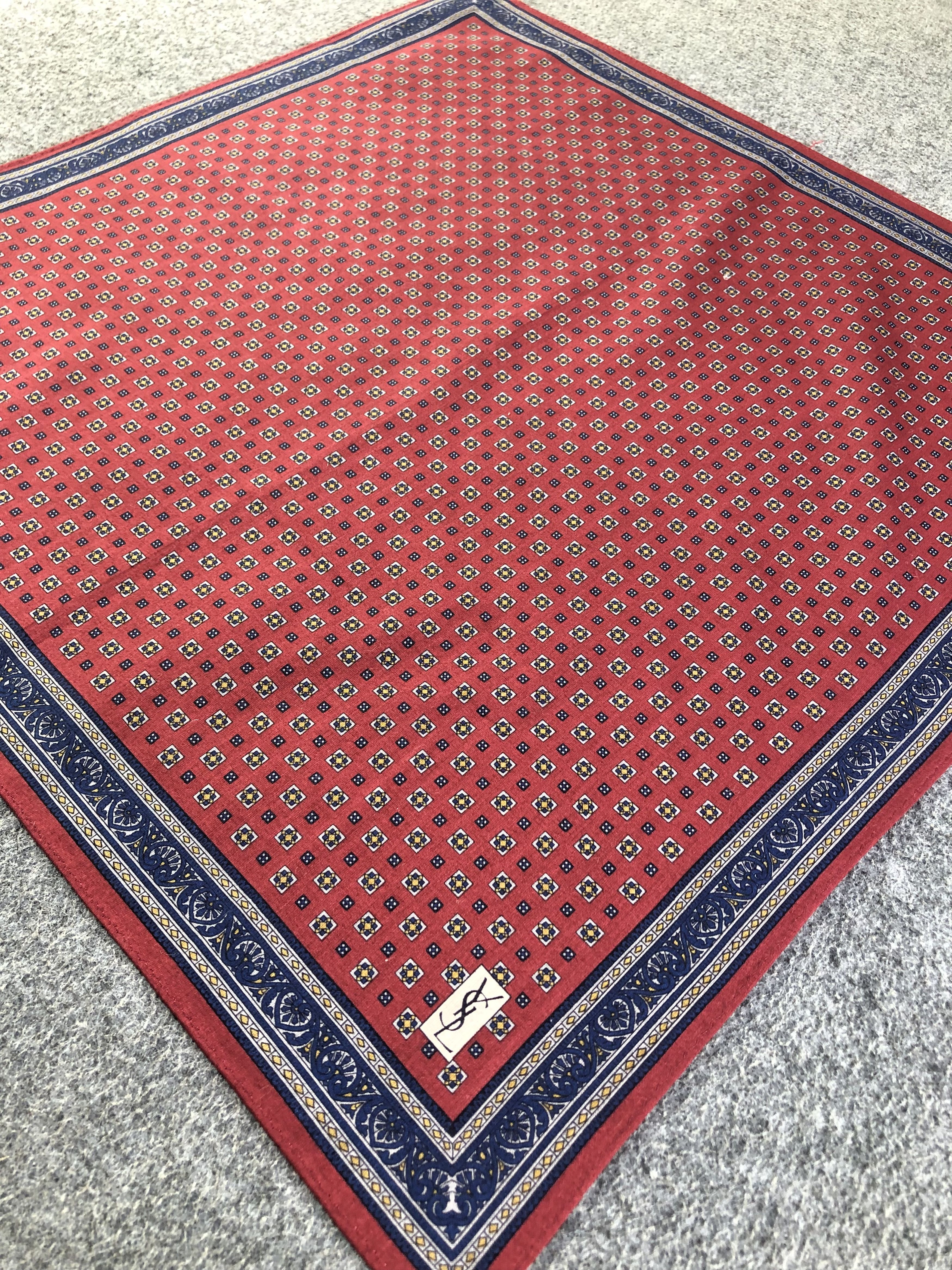 Yves Saint Laurent Yves Saint Laurent Handkerchief / Bandana / Neckerchief C404 Size ONE SIZE - 3 Thumbnail