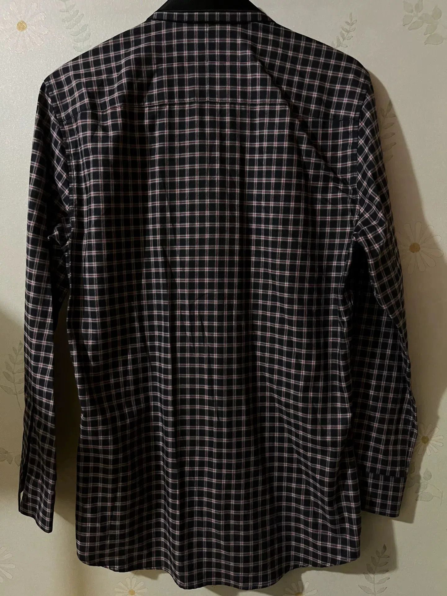 Givenchy Givenchy Men's Classic Plaid Shirt. Size US M / EU 48-50 / 2 - 5 Thumbnail