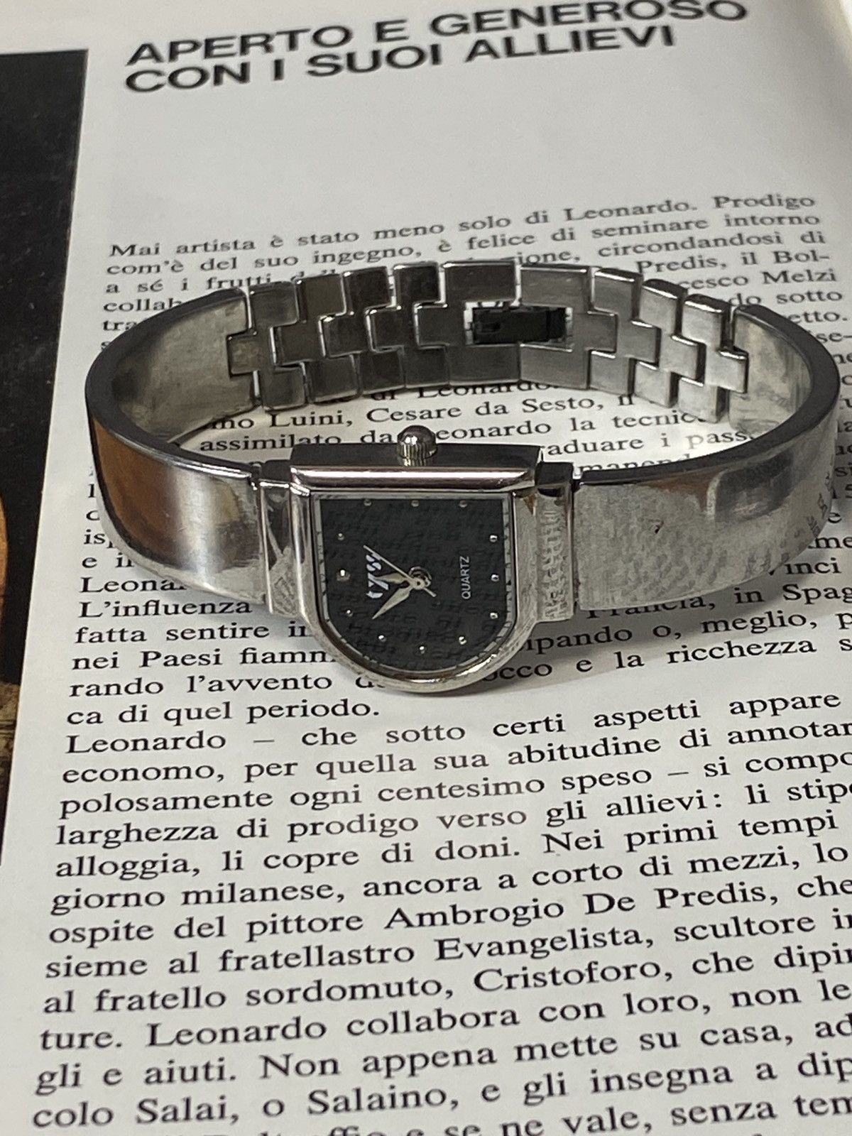 Japanese Brand Cyberpunk Futuristic Steel Watch Minimalist Retro Rare Size ONE SIZE - 1 Thumbnail