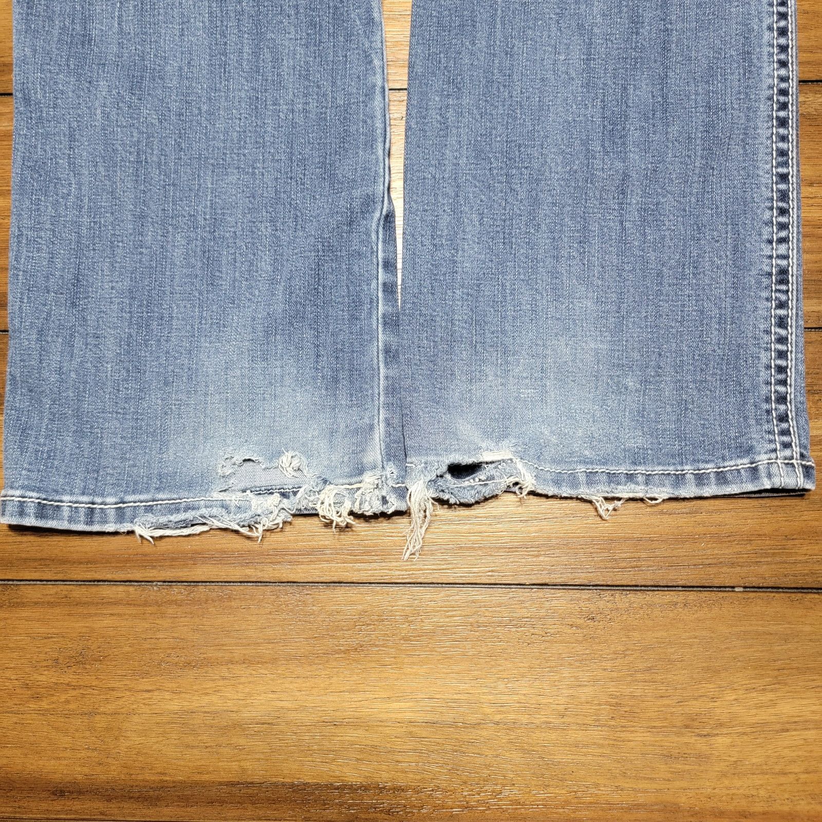 Wrangler Rock 47 by Wrangler Ultra Low Rise Jeans - Size 32 x 32 Size 36" / US 14 / IT 50 - 9 Thumbnail