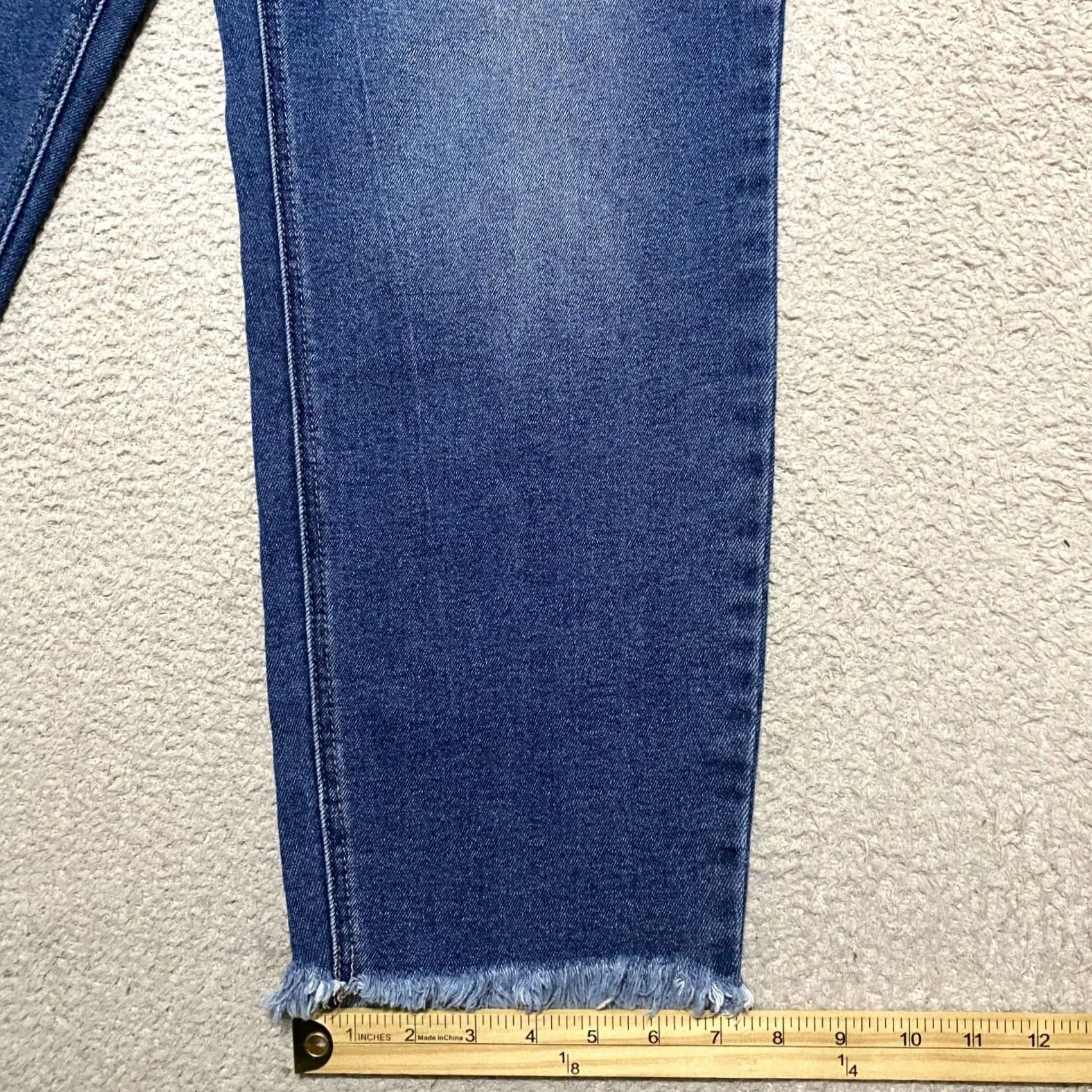 Vintage 1822 Denim Womens 16 Jeans Blue Loose Straight High Rise Raw Hem Distress Size 38" / US 16 / IT 52 - 5 Thumbnail