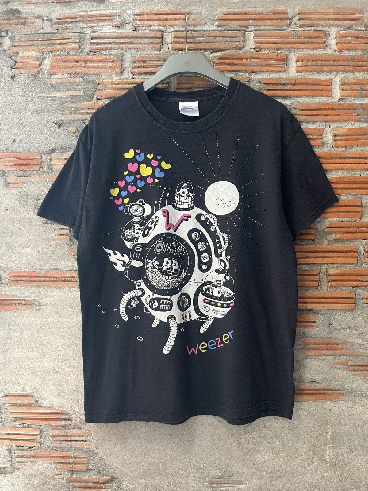 Band Tees Vintage WEEZER Art Design 2010’s Band Tshirt Size US L / EU 52-54 / 3 - 2 Thumbnail