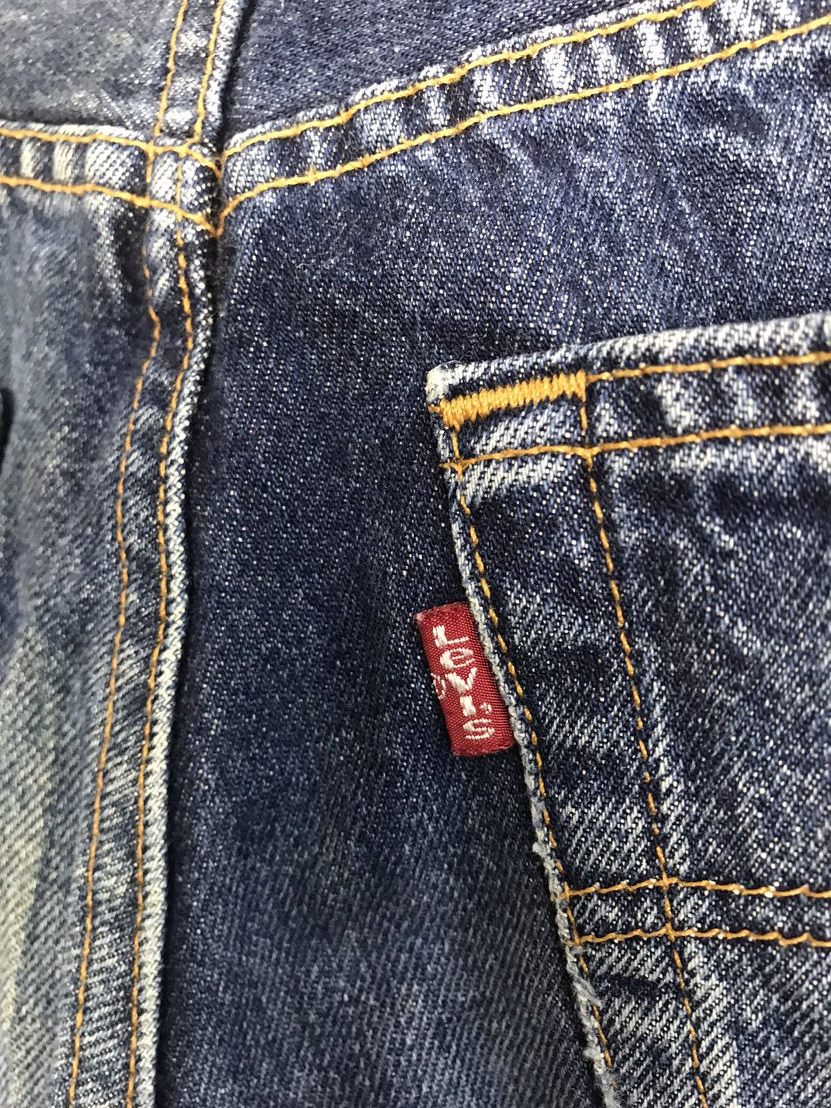 Levi's Vintage Clothing Levi's 90s Lot 501 Indigo Denim Jeans Buttonfly E181 Size US 30 / EU 46 - 11 Thumbnail