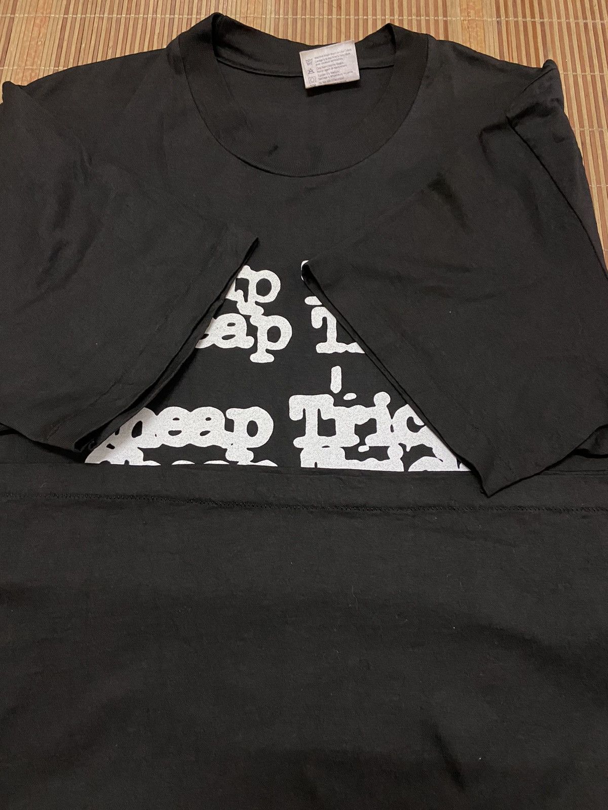 Band Tees × Vintage VINTAGE DISTRESSED CHEAP TRICK TEE Size US L / EU 52-54 / 3 - 9 Thumbnail