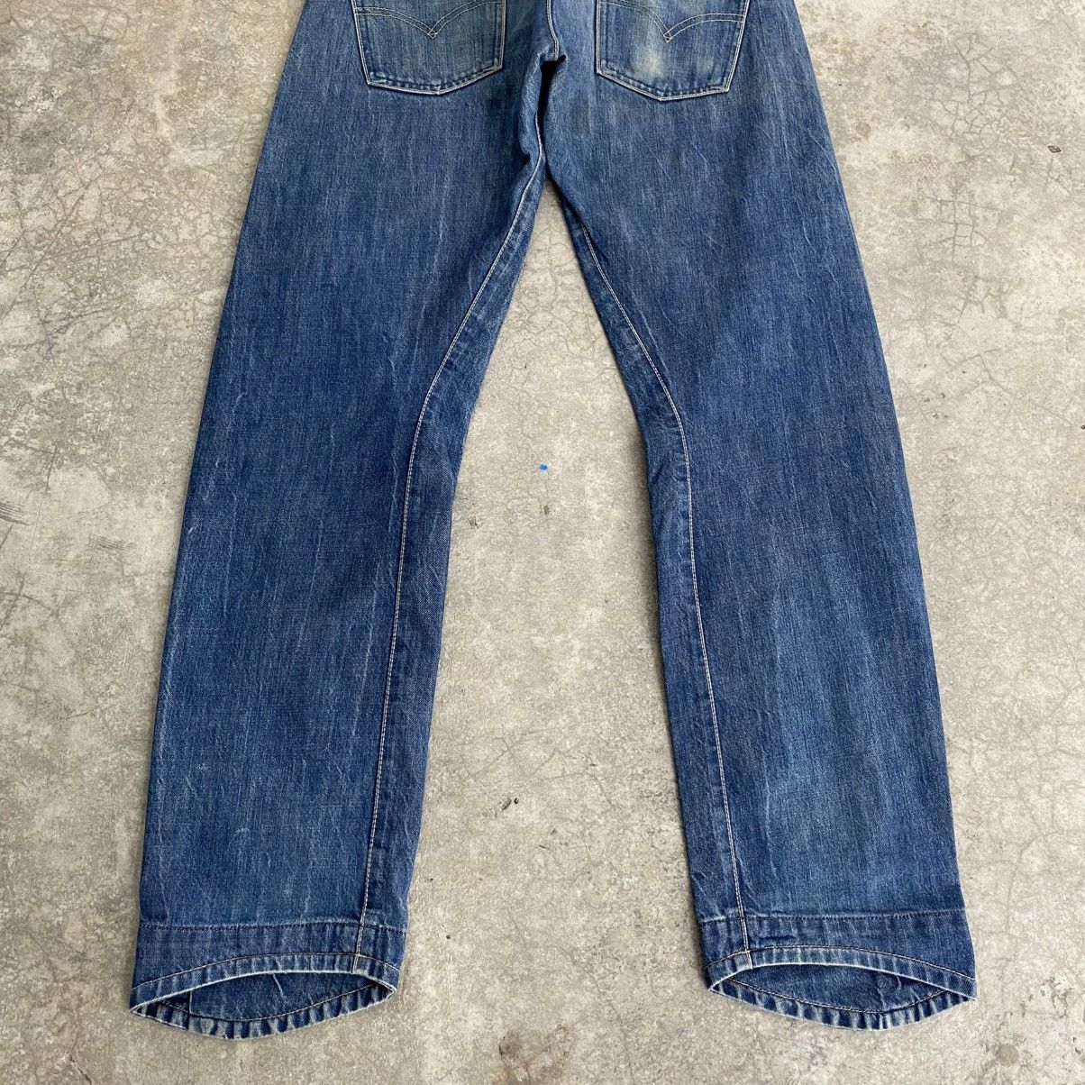 Levi's Vintage Levis Engineered Loose Denim Twisted Leg Jeans Size US 30 / EU 46 - 9 Thumbnail