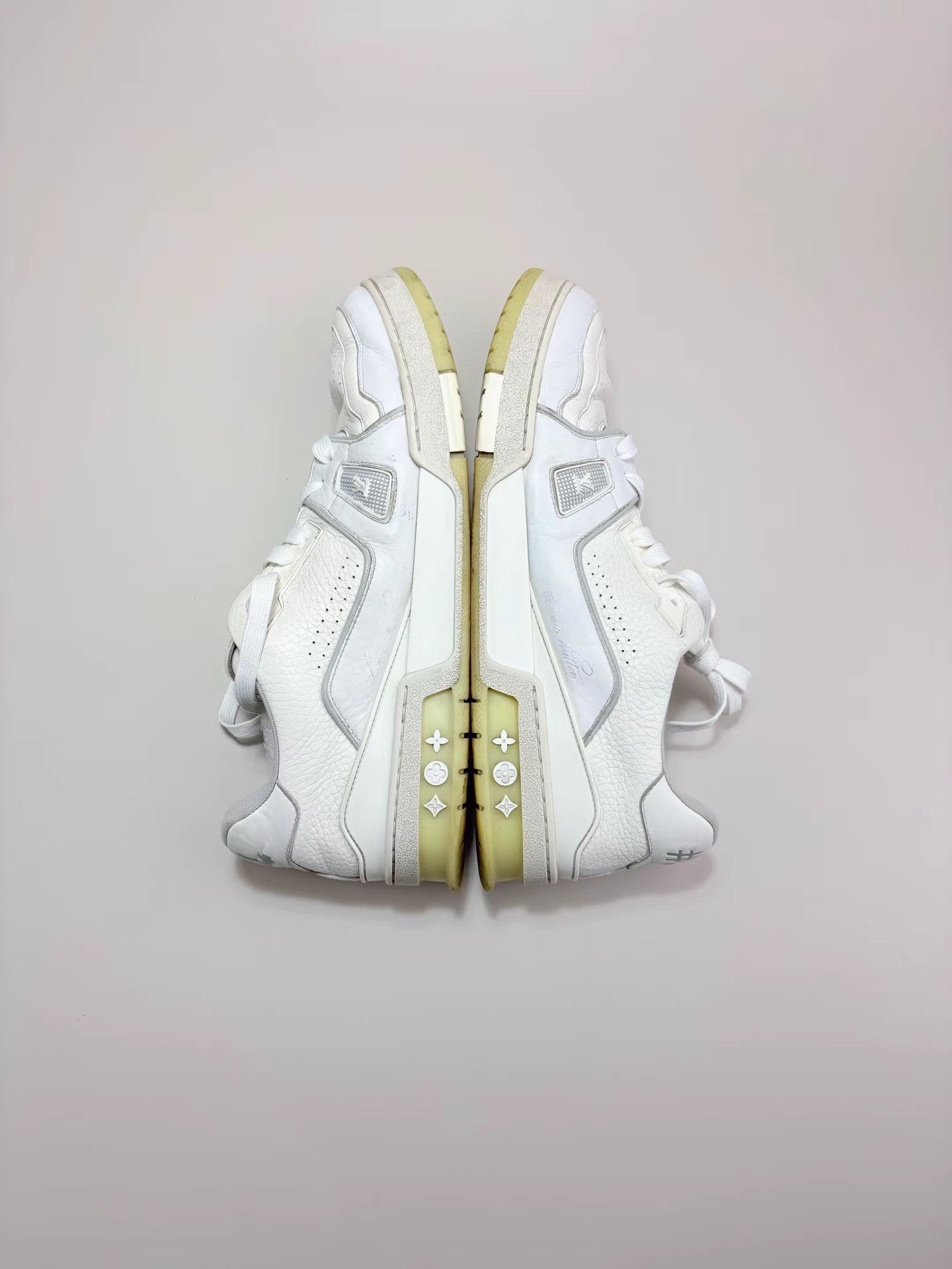 Louis Vuitton LOUIS VUITTON LV TRAINER White Cement Sneakers K1 Size US 11 / EU 44 - 4 Thumbnail