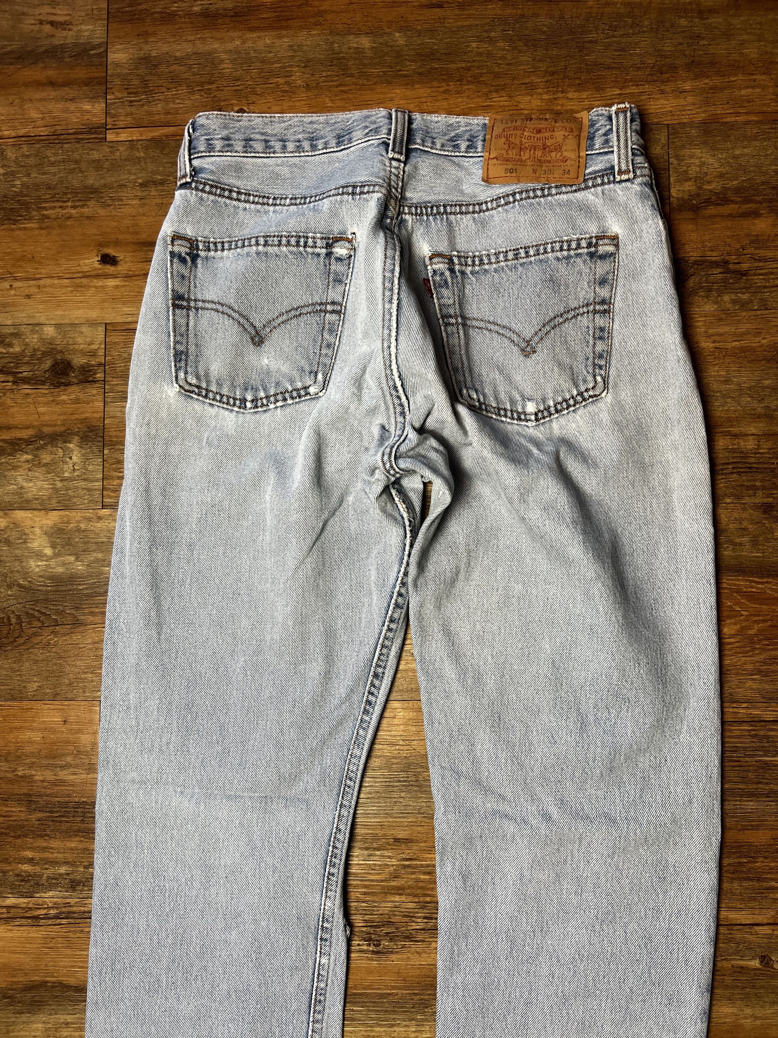 Levi's Vintage Clothing Vintage 501 Levi's Straight Leg Blue Button Fly Denim Jeans Size US 30 / EU 46 - 10 Thumbnail