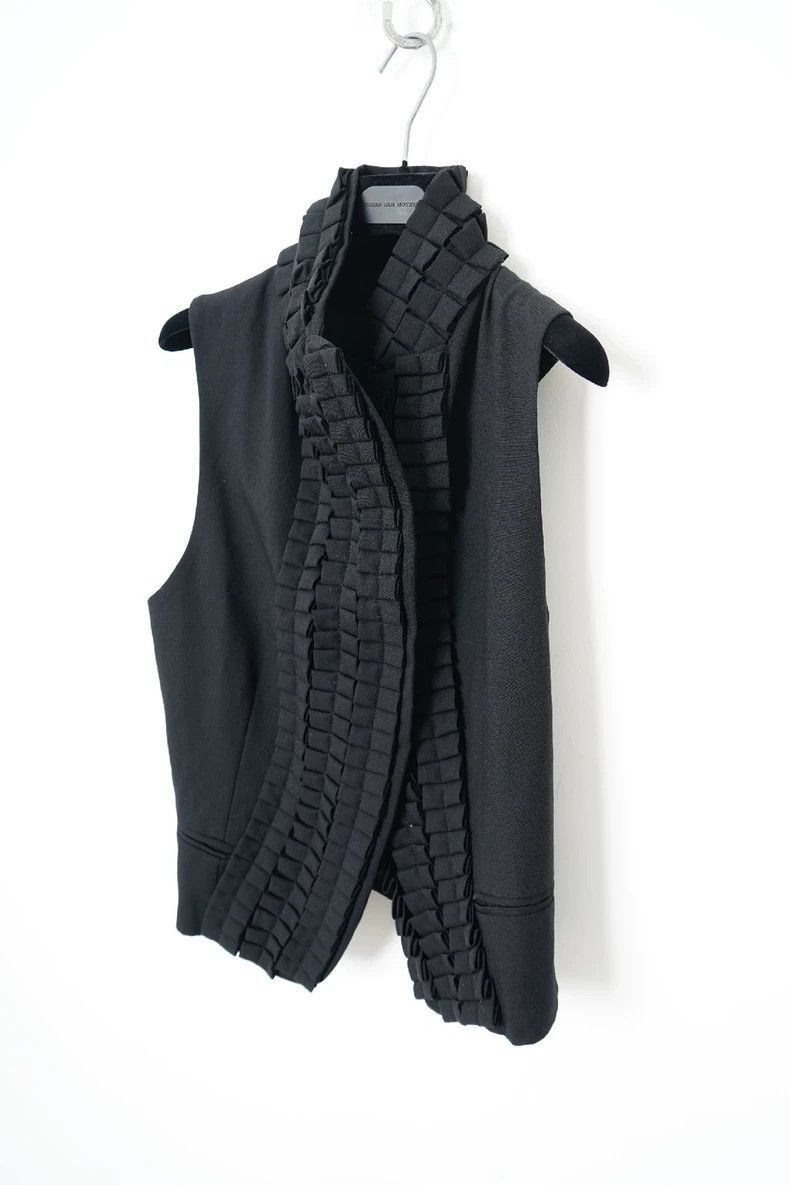 Ann Demeulemeester ann demeulemeester ruffled collar waistcoat Size US S / EU 44-46 / 1 - 4 Thumbnail