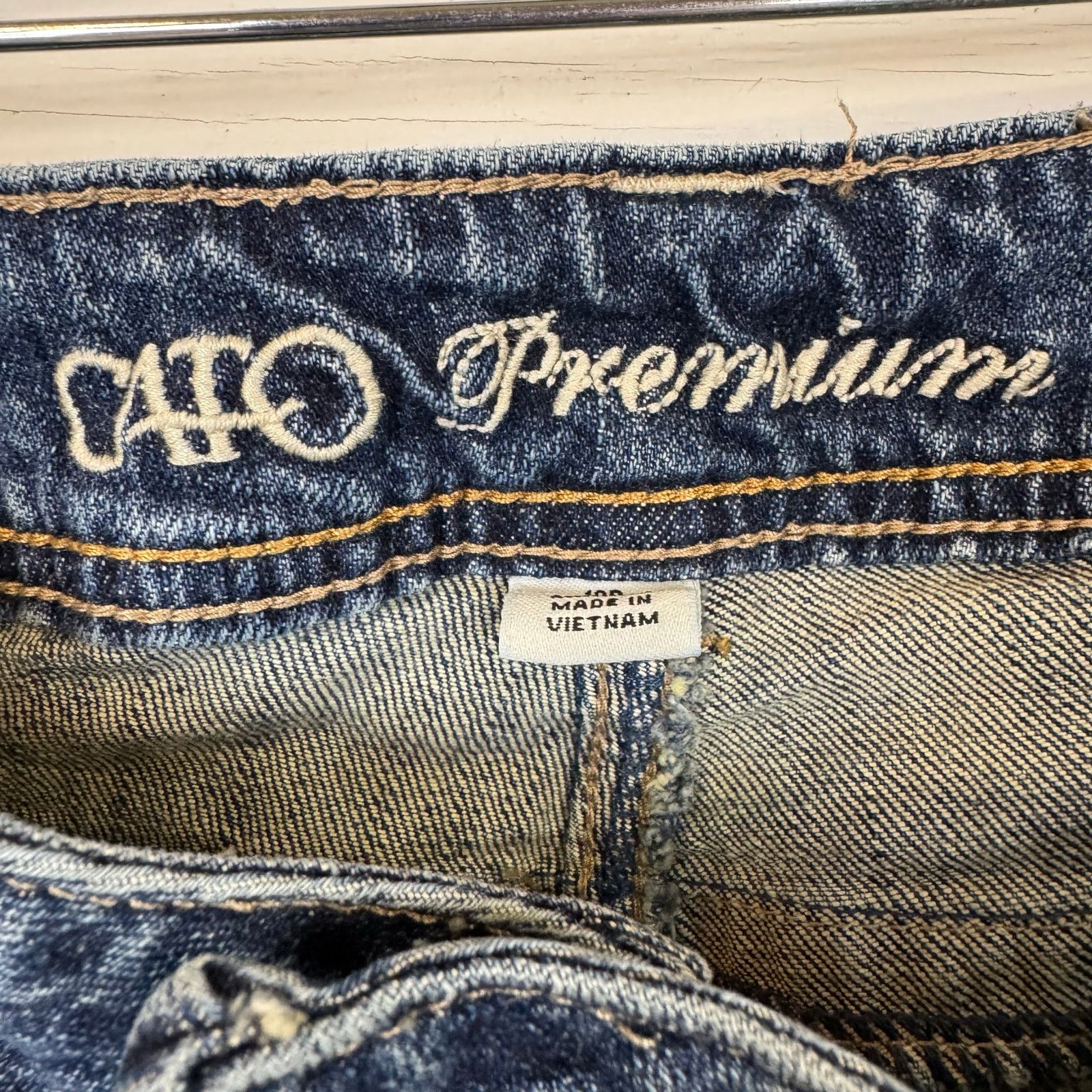 Other Cato Bootcut Jeans Women's Size 10 Petite Size 32" / US 10 / IT 46 - 4 Thumbnail