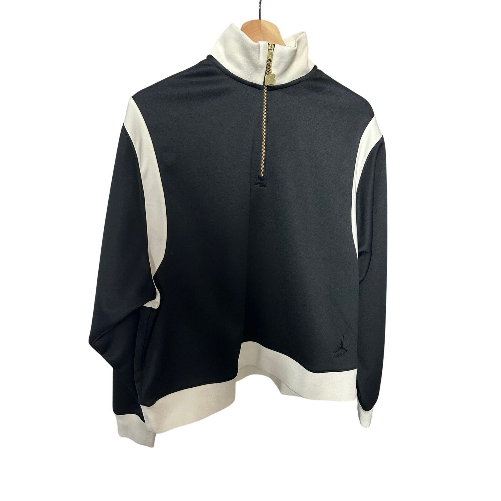 Jordan Black and White Quarter Zip Crew FB5134-010 Size M