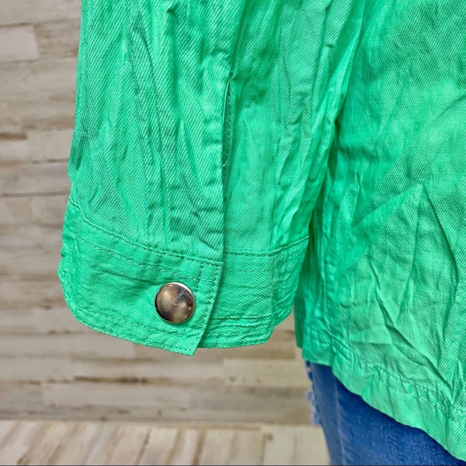 Chicos Zenergy by Chico’s Hayden Crinkle Jacket Size Chico's 2 or L Size L / US 10 / IT 46 - 8 Thumbnail