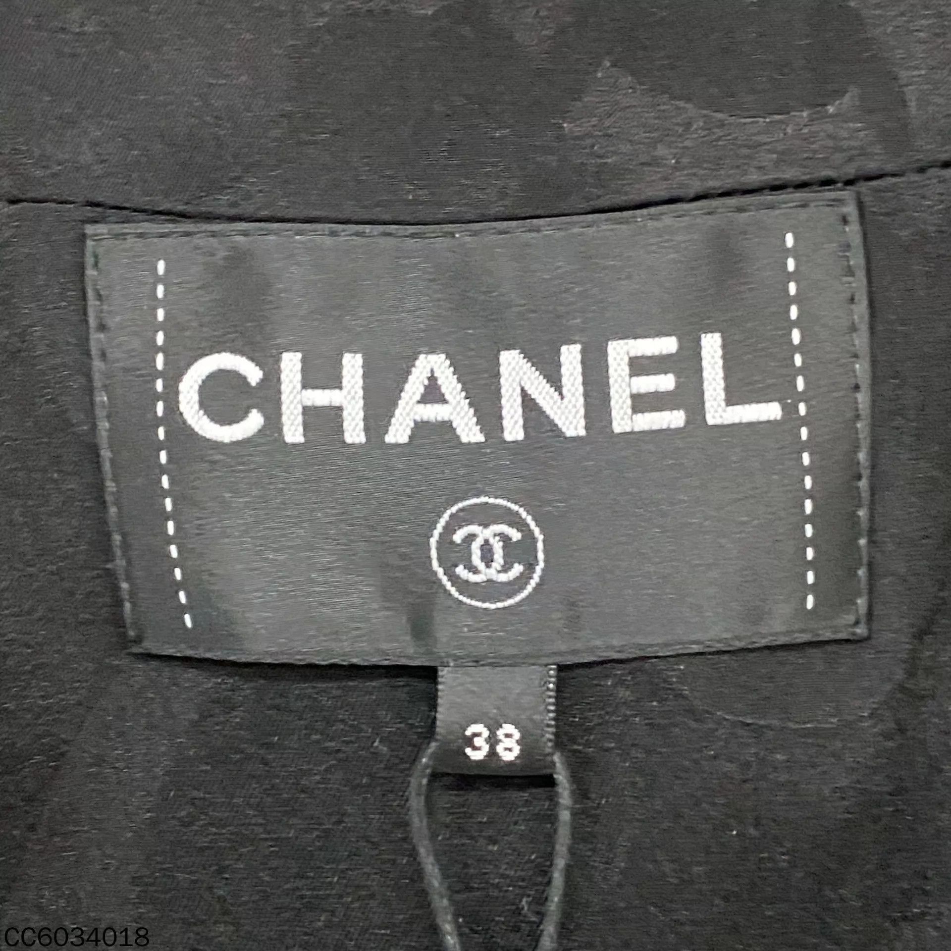 Chanel 24p Chanel women's black tweed 'Coco' jacket Size S / US 4 / IT 40 - 5 Thumbnail