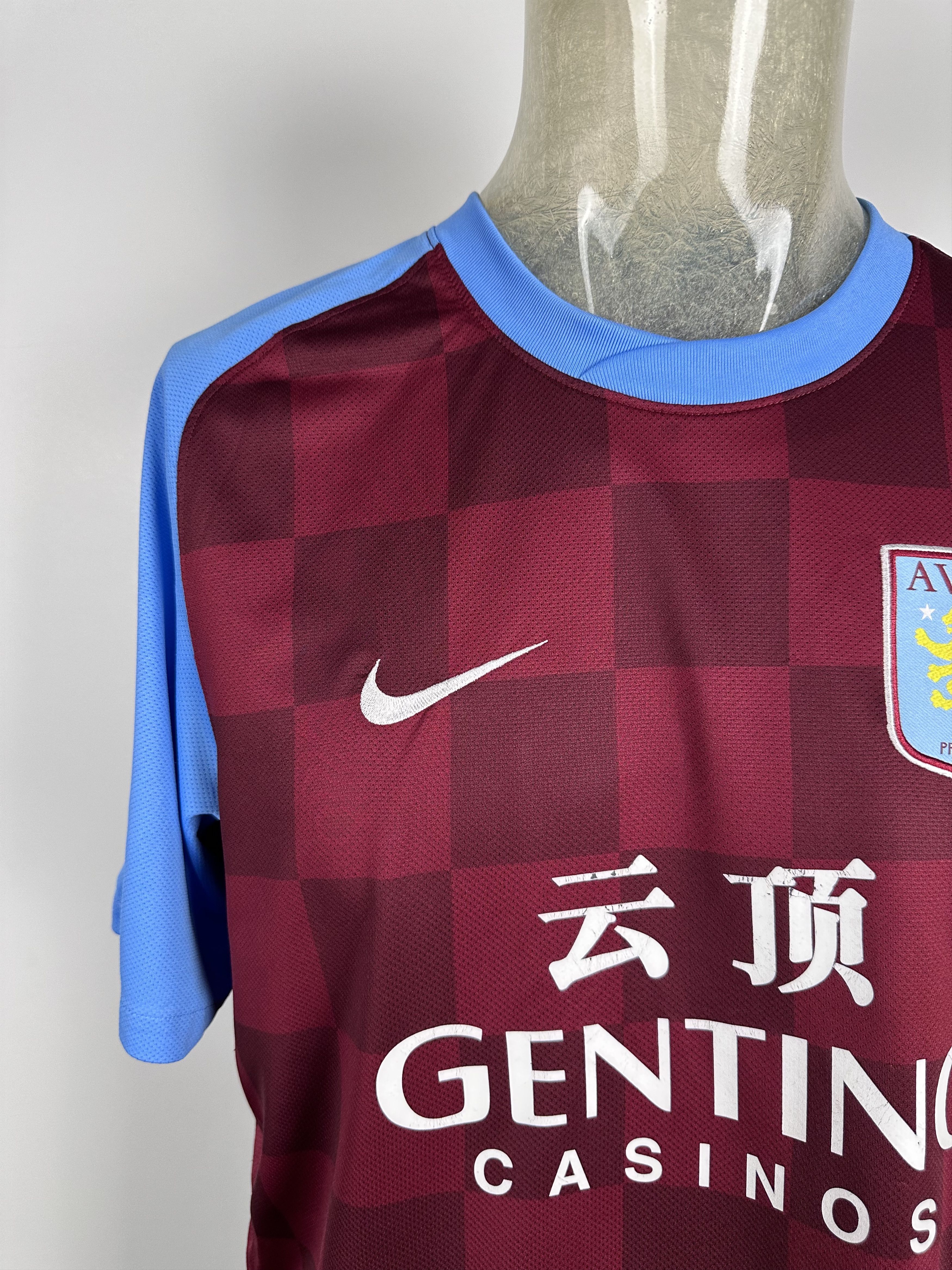 Nike ASTON VILLA 2011 2012 Football Shirt Soccer Jersey Nike L Size US L / EU 52-54 / 3 - 3 Thumbnail