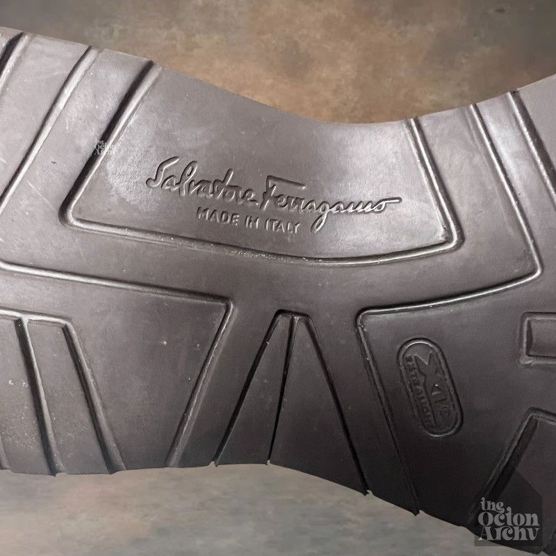 Salvatore Ferragamo Salvatore Ferragamo Gancini Plaque Loafers 'Brown' 10132 Size US 9 / EU 42 - 13 Thumbnail