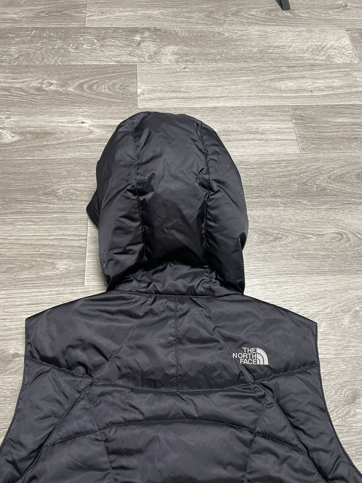 The North Face The North Face 550 Goose Down Vest Black Hooded Puffer Size M / US 6-8 / IT 42-44 - 21 Thumbnail