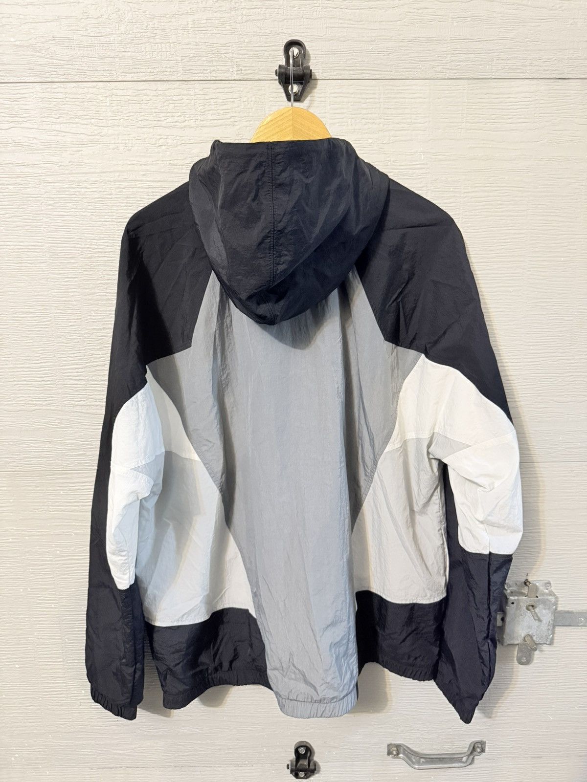 Nike Sportswear Vintage Nike Windbreaker Size Medium