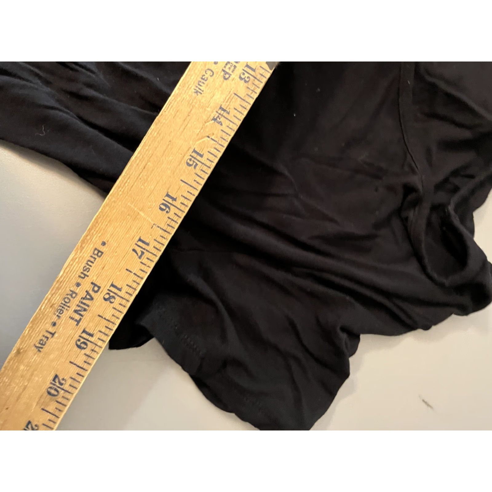 Old Navy Old Navy T-Shirt V-Neck Short Sleeve Black Size Small Women Size S / US 4 / IT 40 - 5 Thumbnail