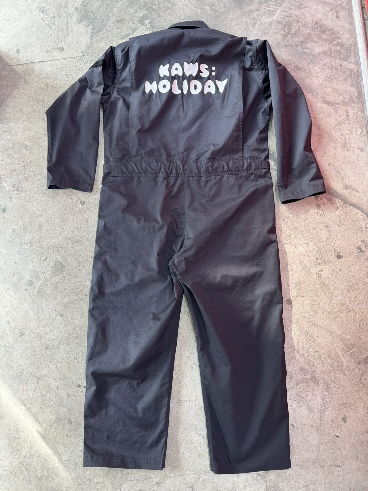 Human Made × Kaws × Nigo Human Made Kaws Holiday Jumpsuit RARE nigo supreme M L Bape Size US 34 / EU 50 - 2 Thumbnail