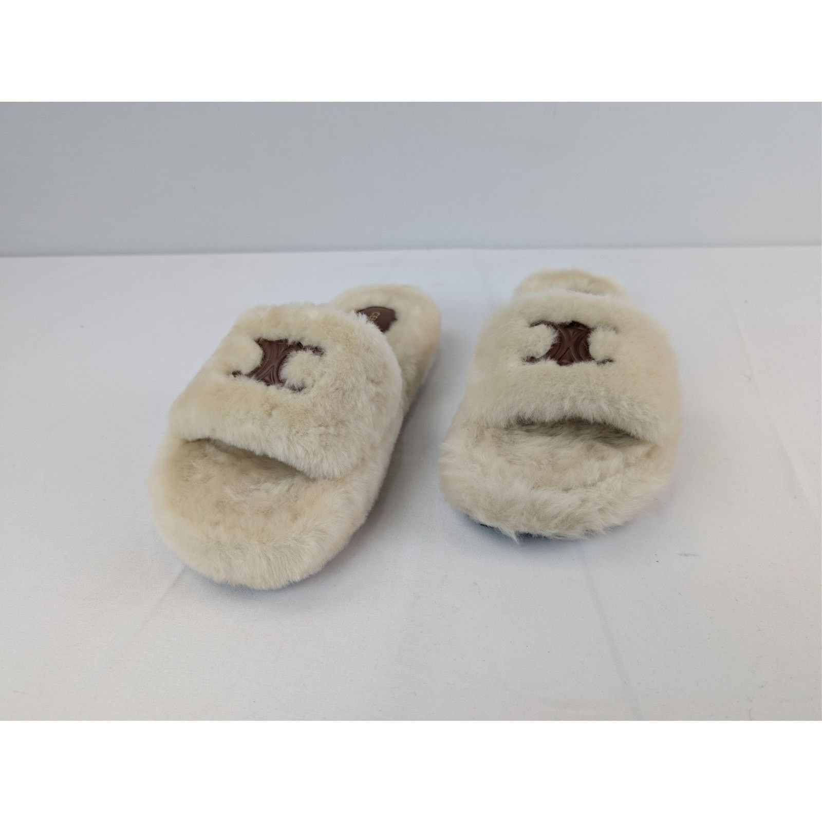 Celine o1rshd1 Fur Slides in Shearling Slide Slipper in Beige Size US 10 / IT 40 - 8 Thumbnail