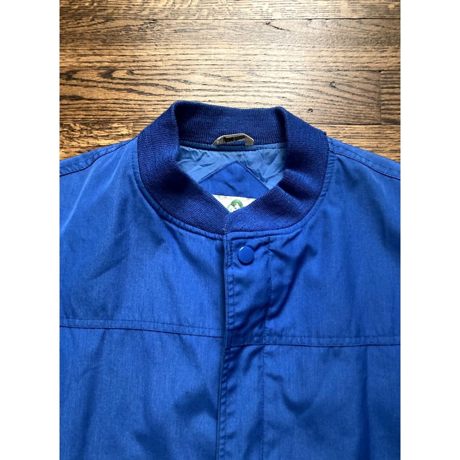 Etro VINTAGE Pacific Trail Windbreaker Jacket Mens L Blue Full Zip Stripe Outdoor Sports Travel Nylon Regular Man/ Mens Size US L / EU 52-54 / 3 - 4 Thumbnail