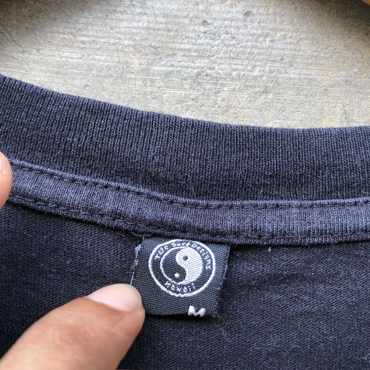 Vintage Vintage T&C surf style ying yang tshirt Size US M / EU 48-50 / 2 - 4 Thumbnail
