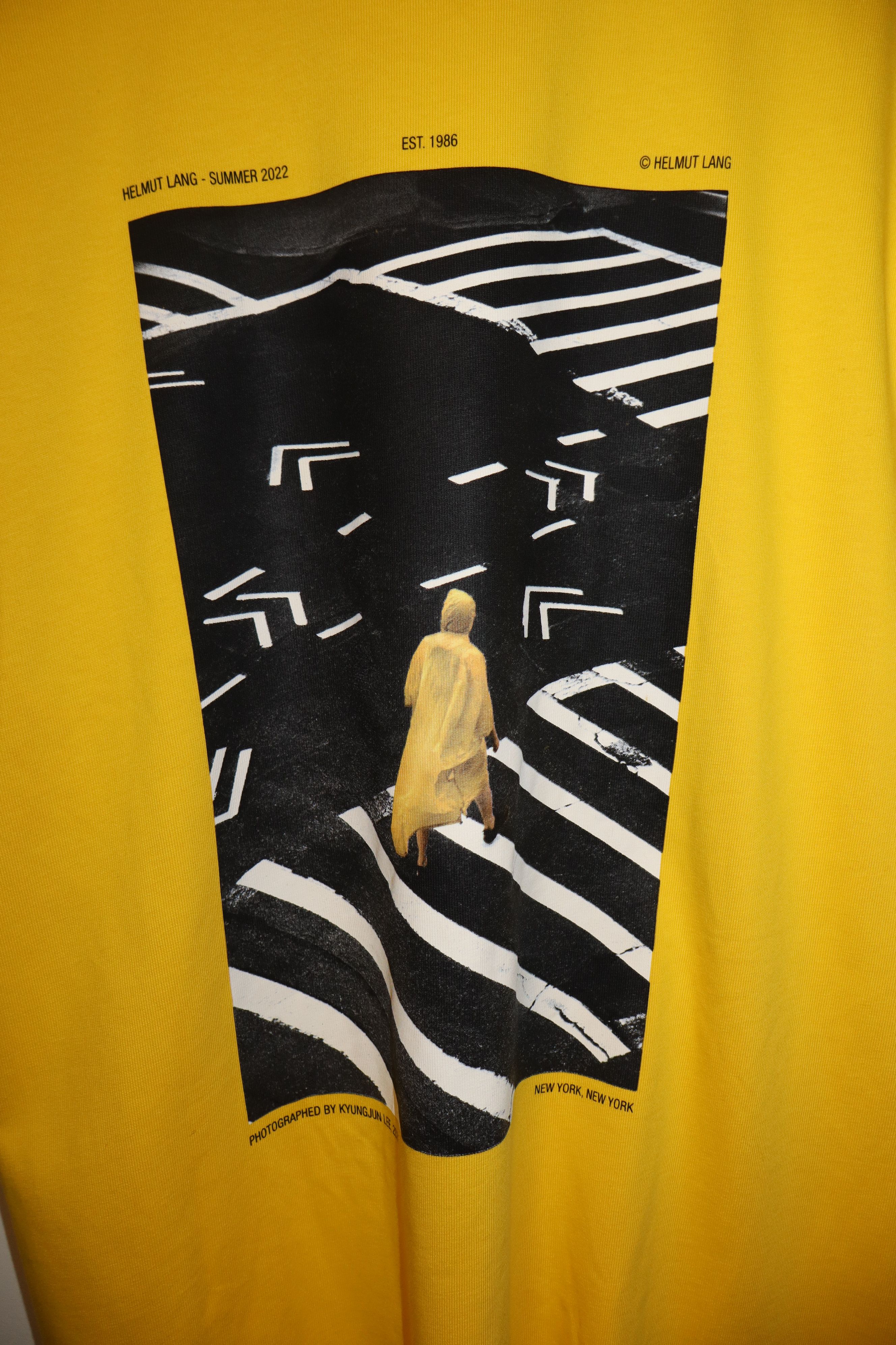 Helmut Lang NYC logo tshirt Size US L / EU 52-54 / 3 - 8 Thumbnail