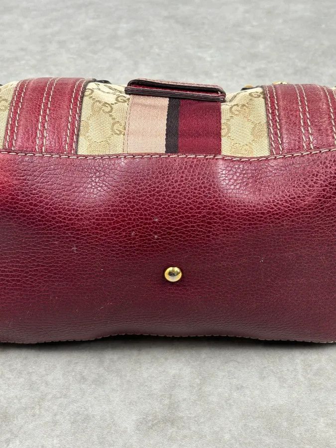 Gucci SS2009 Gucci Red & Beige Monogram Heritage Bag by Frida Giannini Size ONE SIZE - 17 Thumbnail