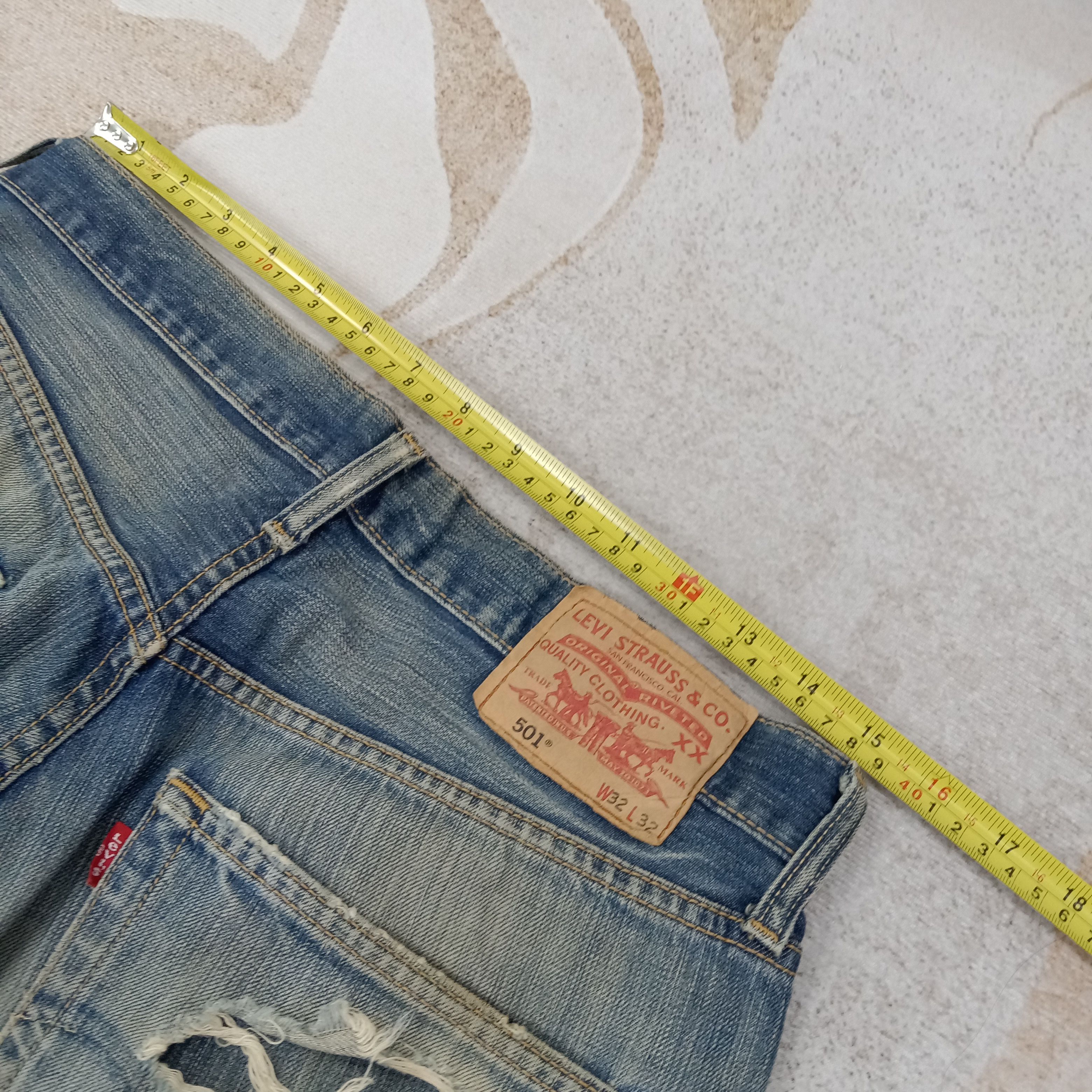 Levi's Levi's 501 Distressed Grunge Denim Jeans C258N22 Size US 31 - 9 Thumbnail