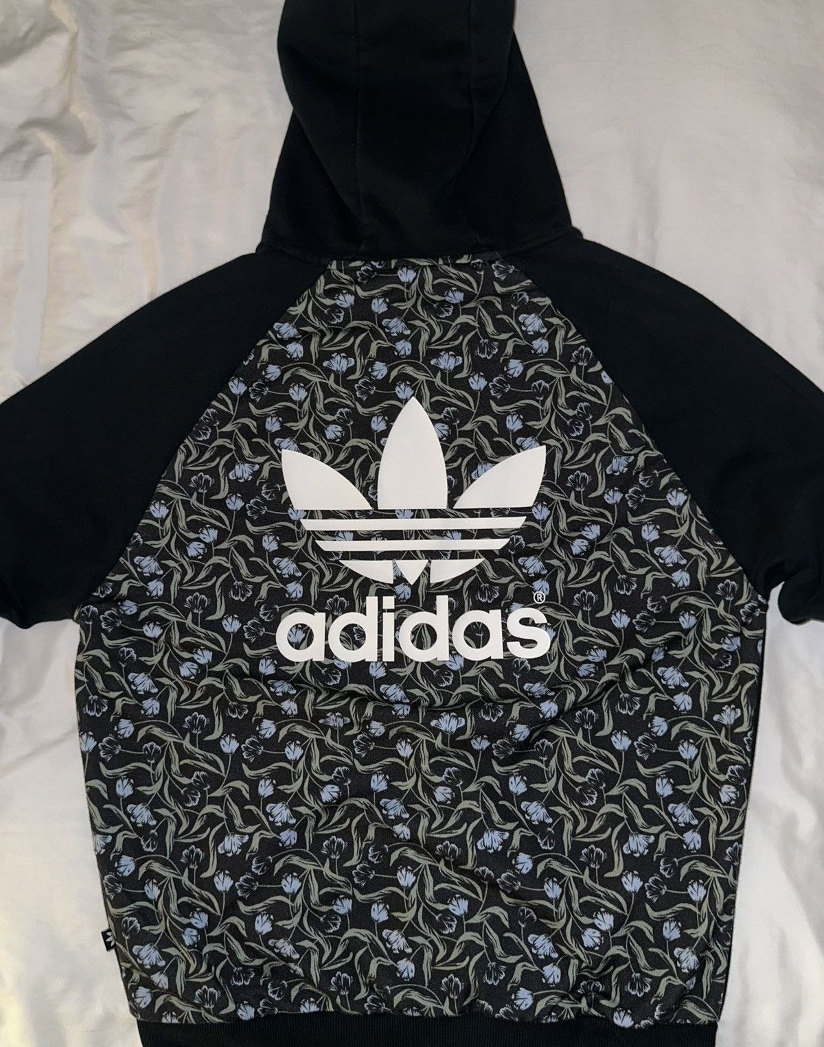 Adidas Black Floral Graphic Hoodie Size M / US 6-8 / IT 42-44 - 2 Thumbnail