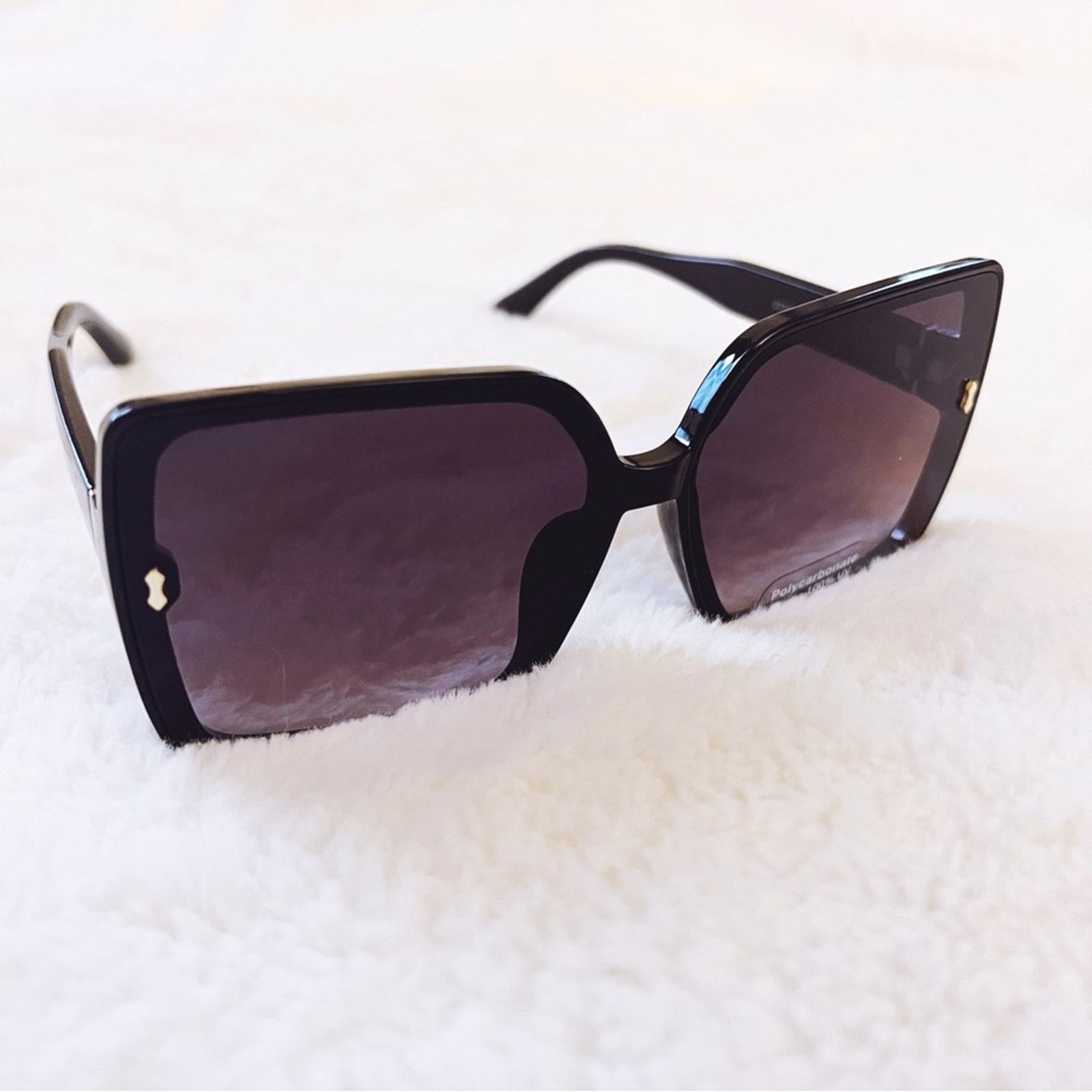 Other Aurora Black Oversized Square Sunglasses Size ONE SIZE - 6 Thumbnail