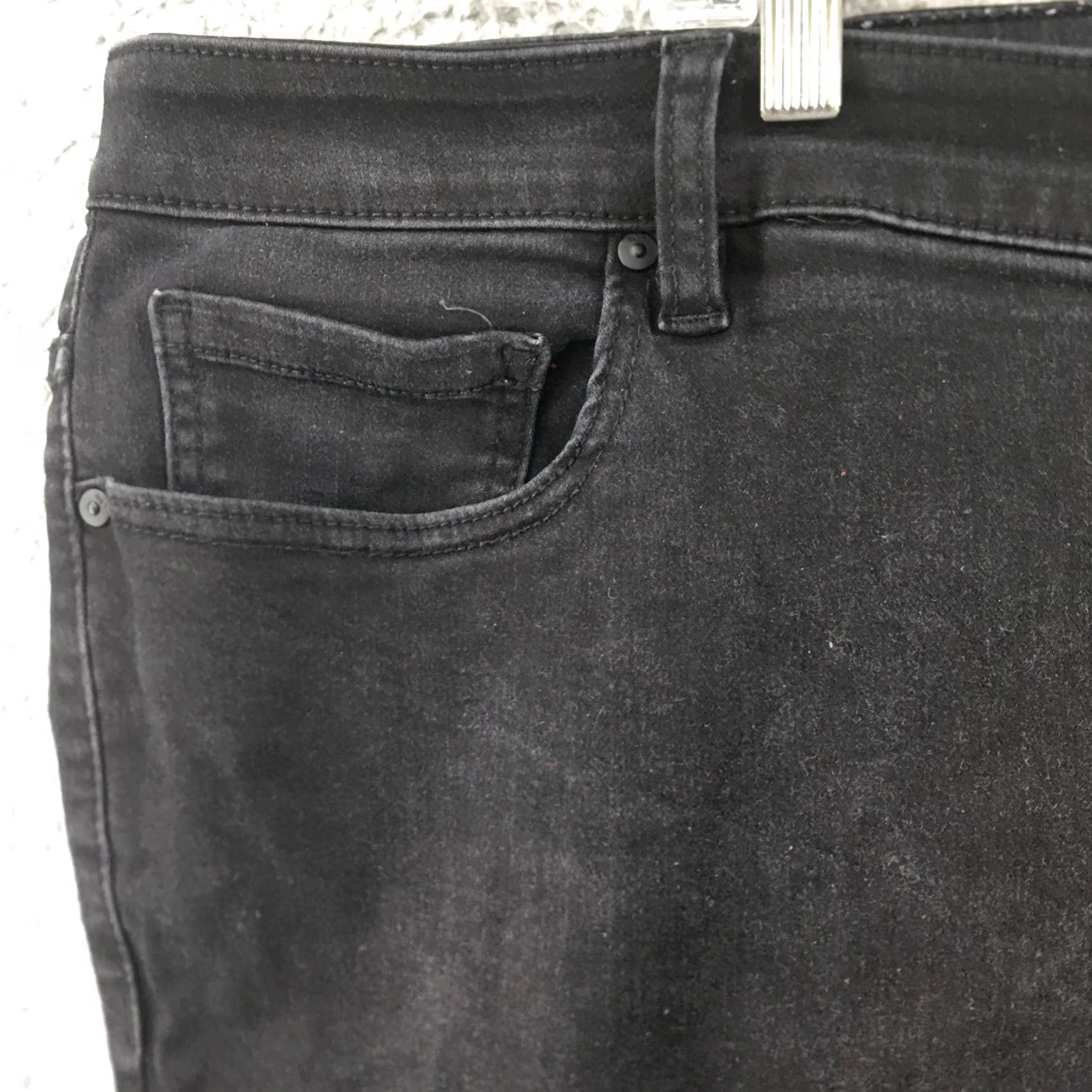 Vintage Lane Bryant Skinny Jeans Womens 26 Black Denim High Rise Zip Fly Jeans Womens 26 Black Size 26" / US 2 / IT 38 - 4 Thumbnail