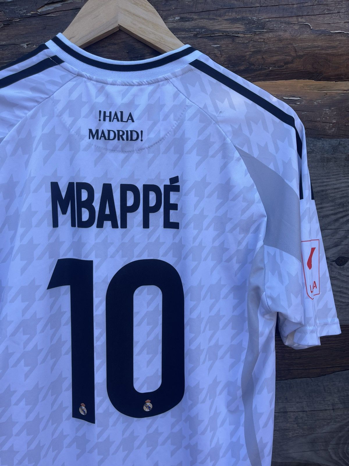 Adidas Adidas Real Madrid #10 Mbappe soccer jersey Size US M / EU 48-50 / 2 - 9 Thumbnail
