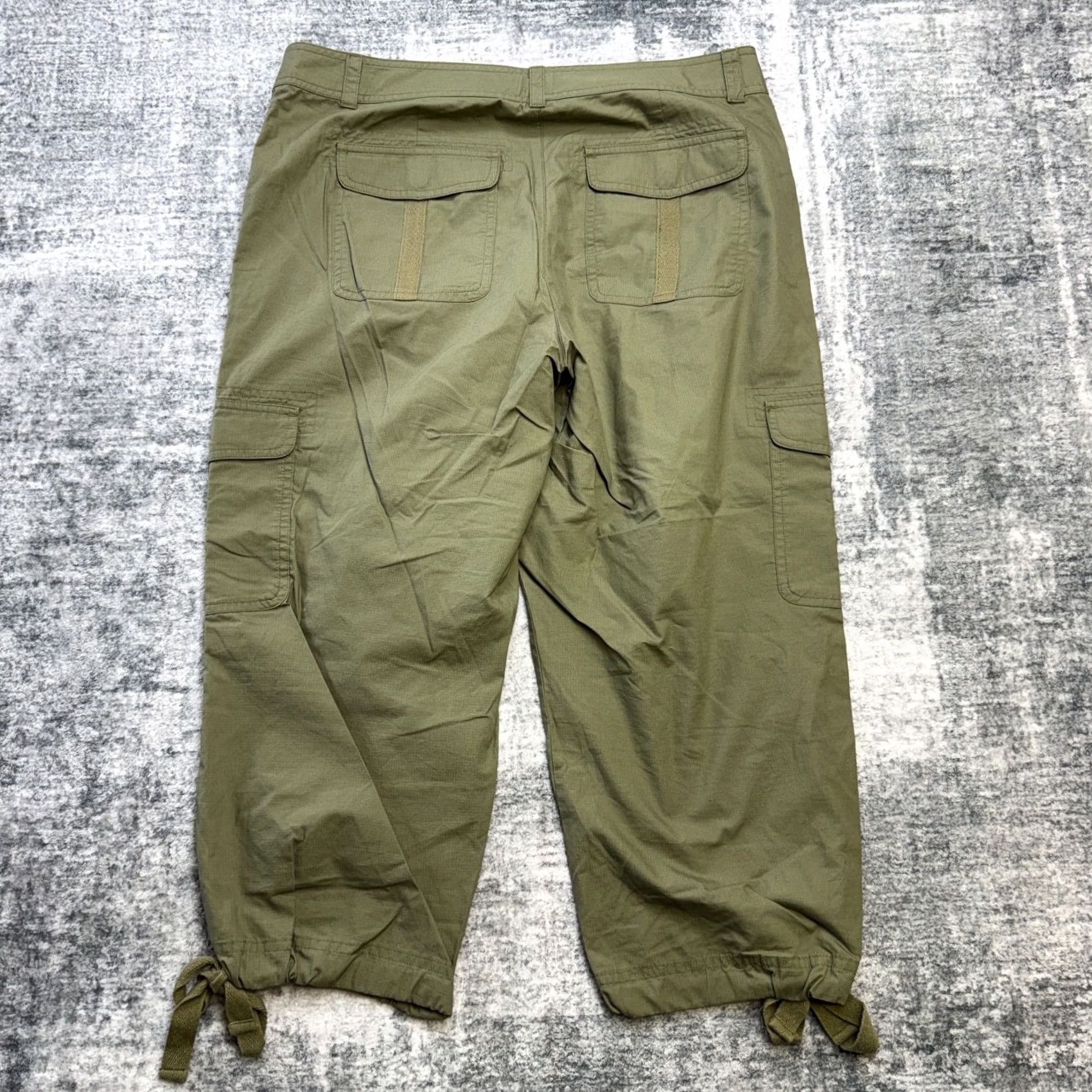 Chaps Chaps Cargo Pants Womens 10 Olive Green Capri Ripstop Utility Grunge Ankle Ties Size 32" / US 10 / IT 46 - 5 Thumbnail