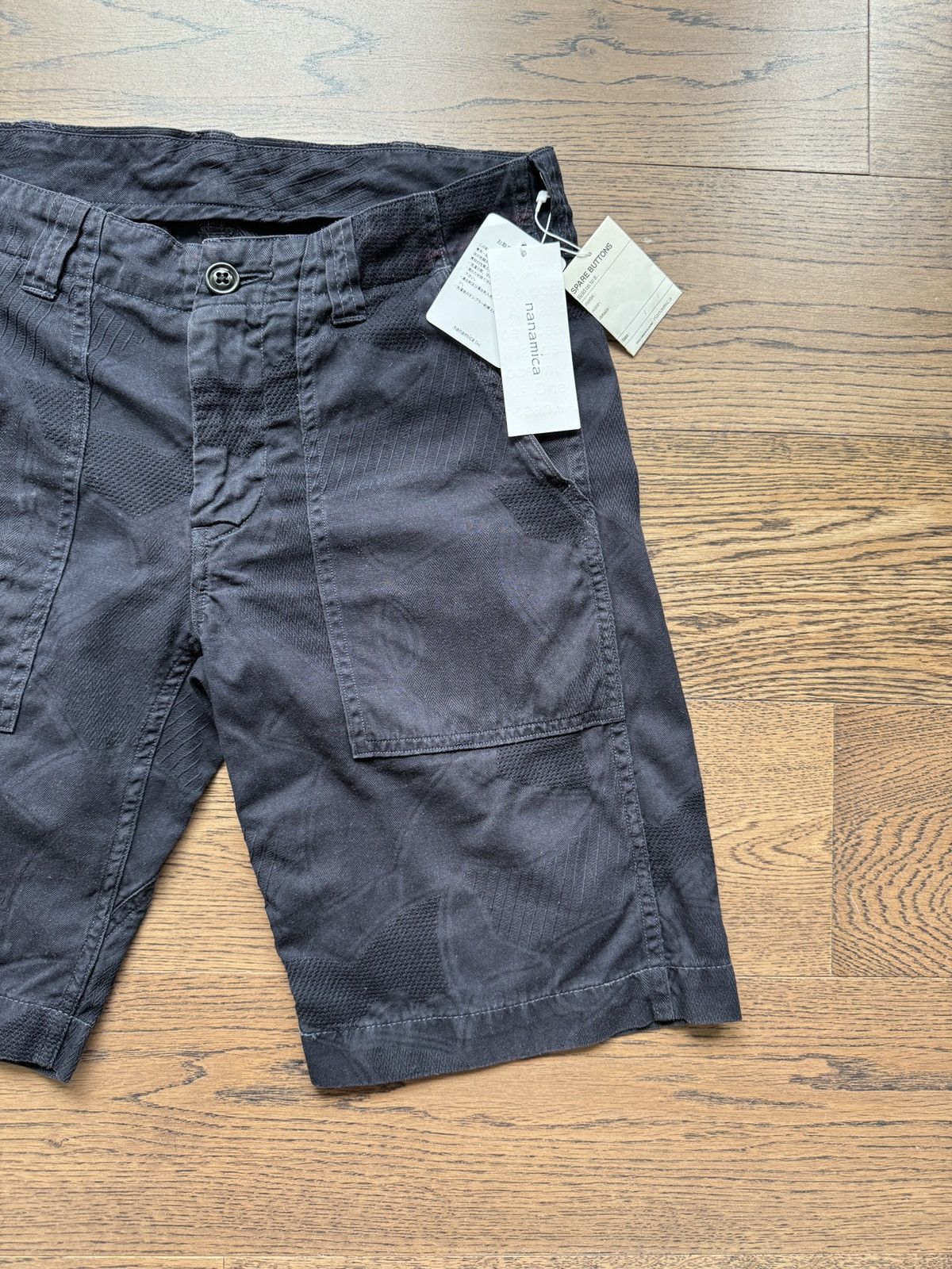 Nanamica Nanamica Japan Mens Navy Subtle Pattern Summer Cotton Shorts Size US 30 / EU 46 - 7 Thumbnail