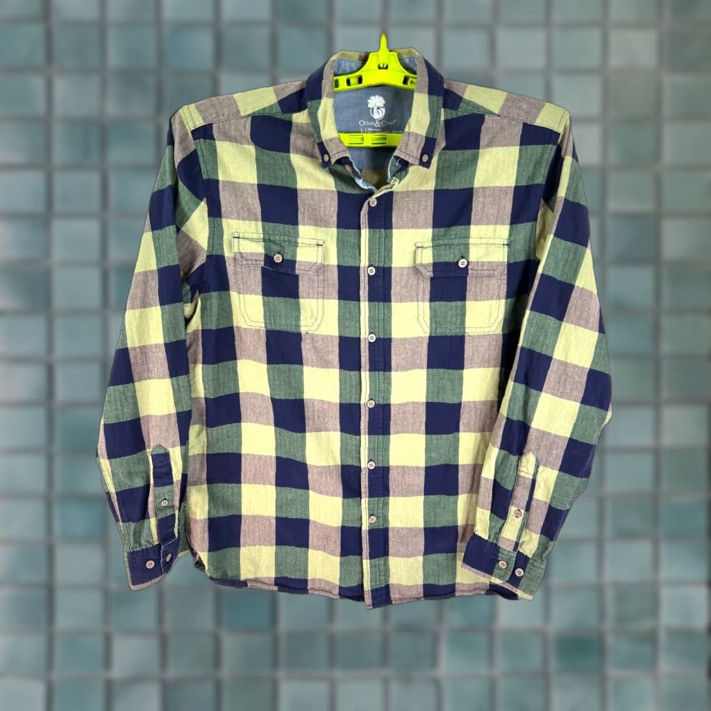 Vintage VINTAGE Ocean & Coast Plaid Button Down Shirt Mens Size L Blue Yellow Long Sleeve Size US L / EU 52-54 / 3 - 1 Thumbnail