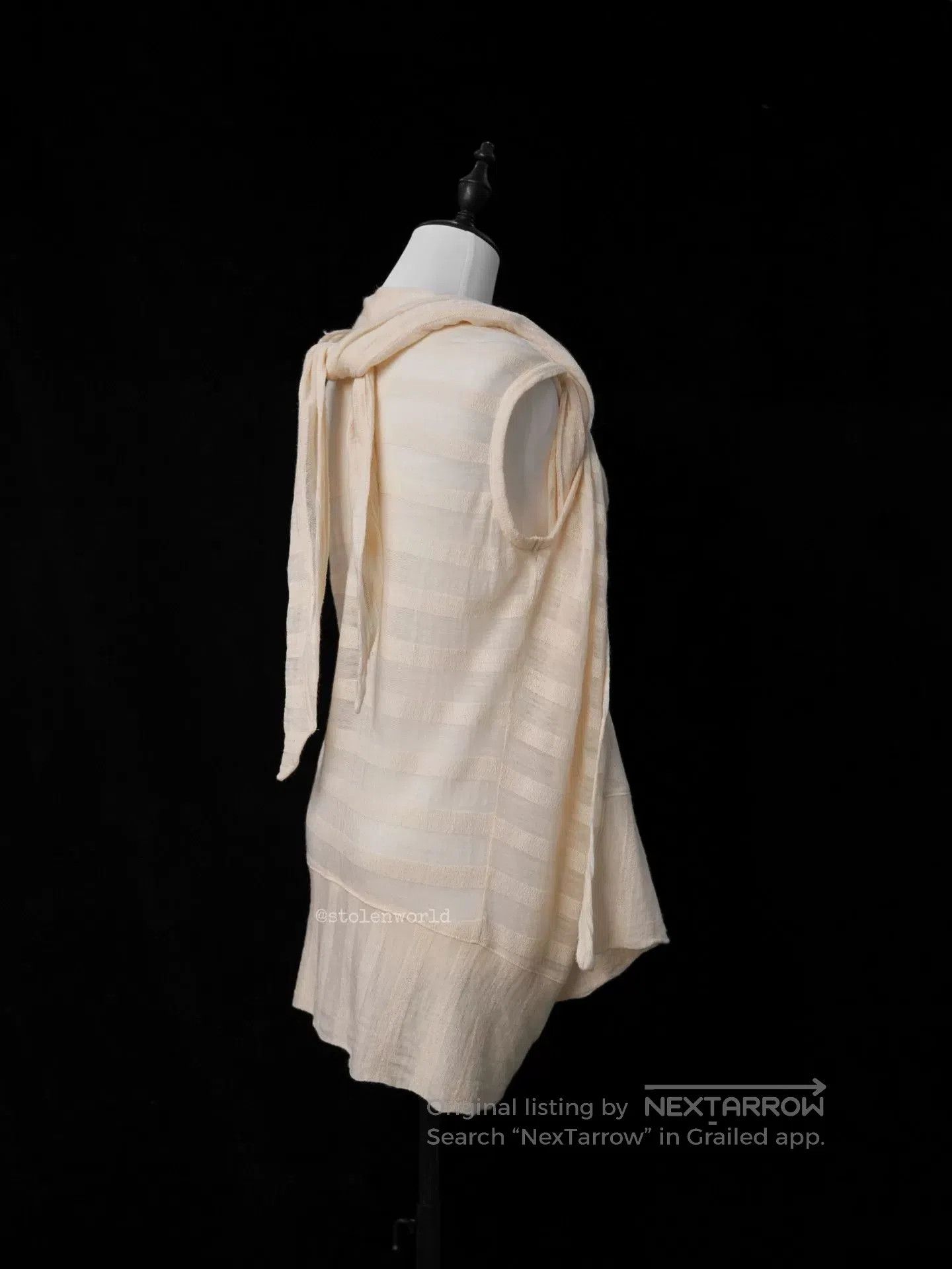 Y's versatile soft wool knitted vest. Size S / US 4 / IT 40 - 7 Thumbnail