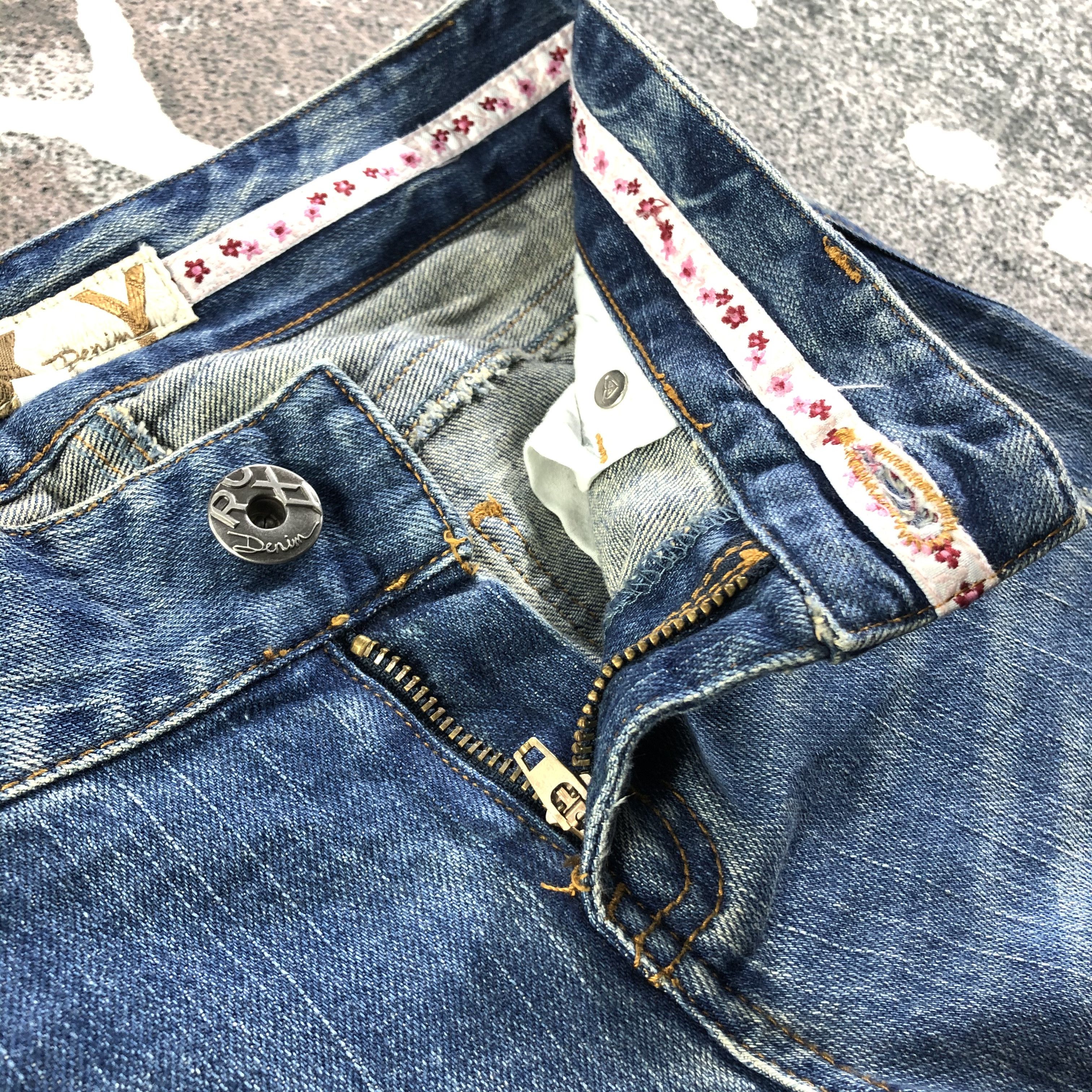 Japanese Brand Roxy Faded Blue Flared Jeans KJ2016 Size 27" / US 4 / IT 40 - 7 Thumbnail